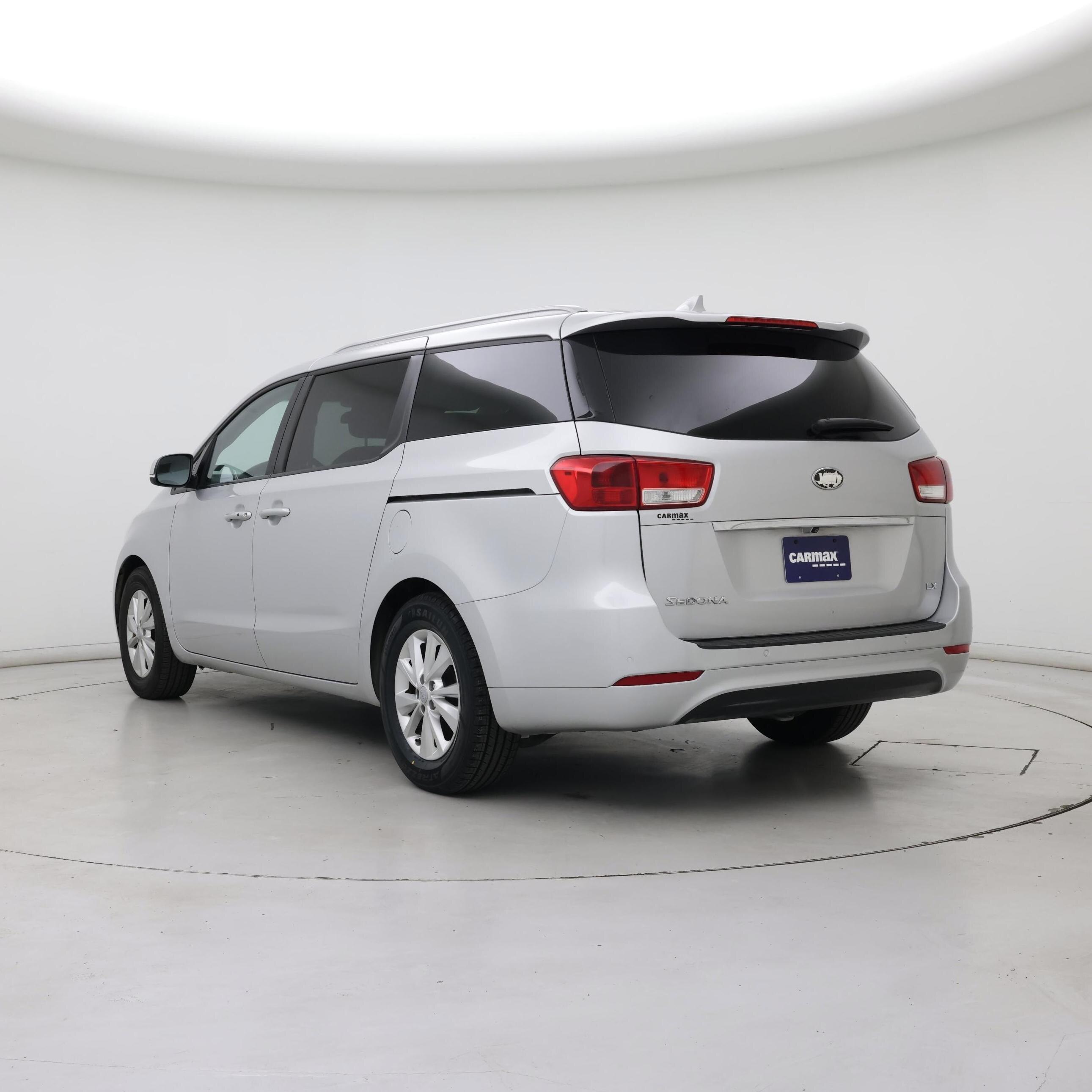 Thumbnail: 2018 Kia Sedona - 2