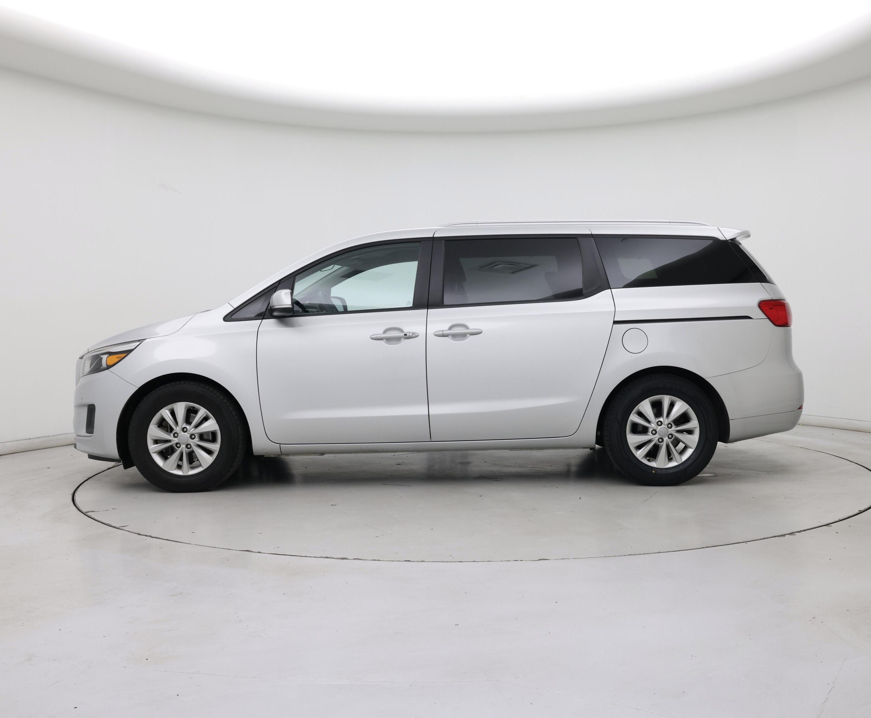 Thumbnail: 2018 Kia Sedona - 3