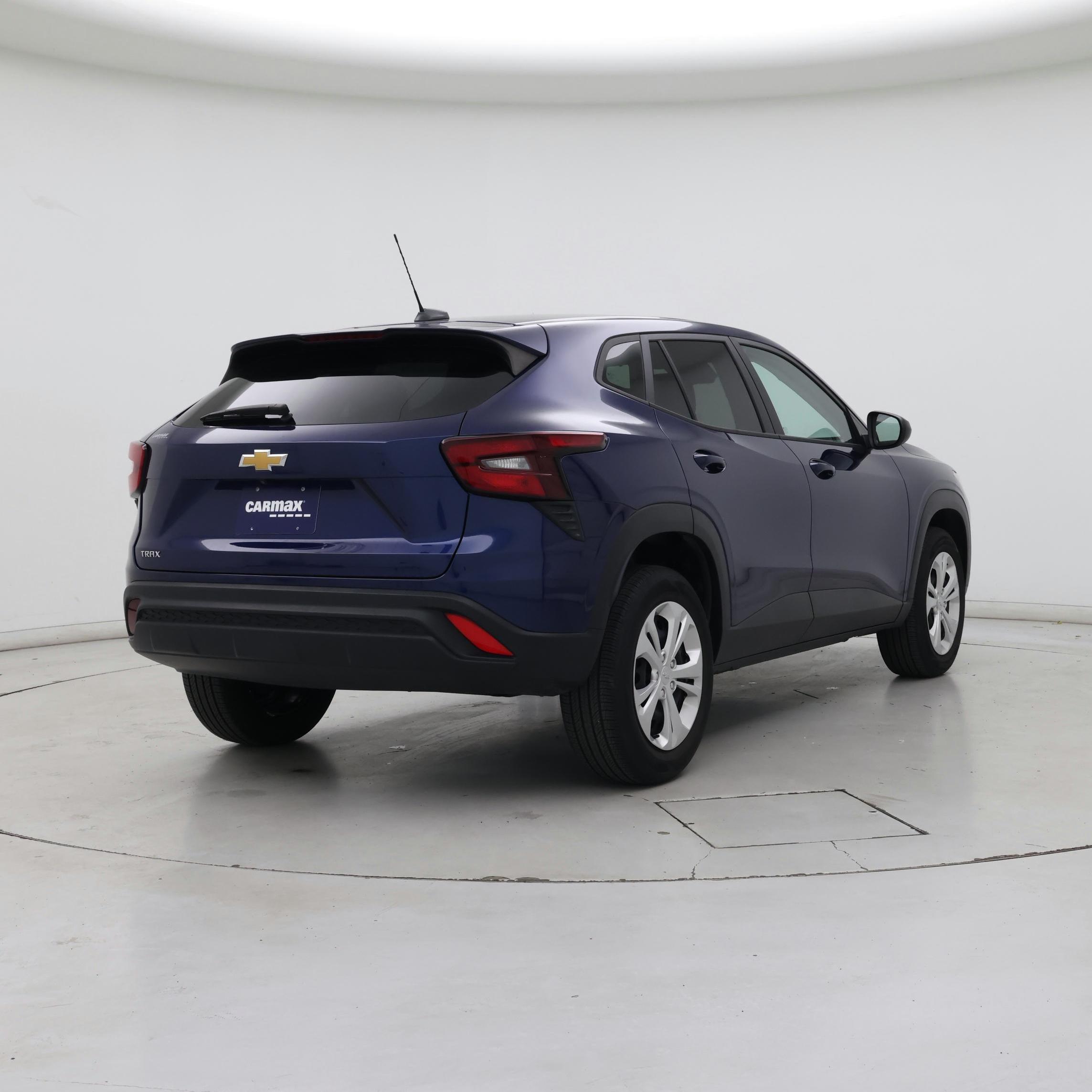 Thumbnail: 2024 Chevrolet Trax - 8