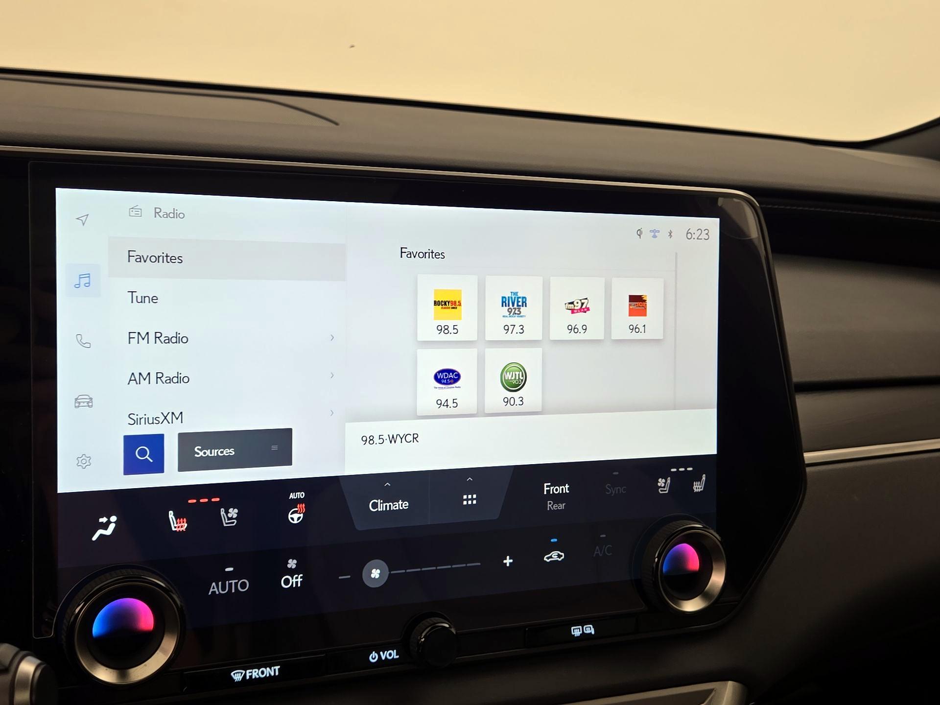 Thumbnail: 2023 Lexus RX - 16