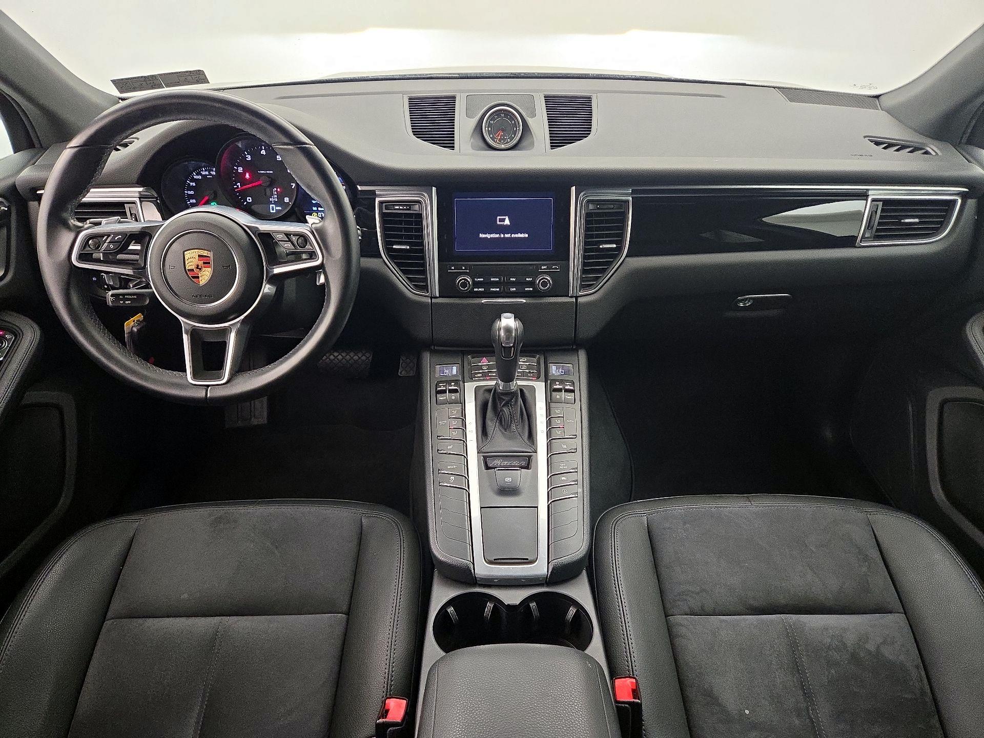 Thumbnail: 2018 Porsche Macan - 9