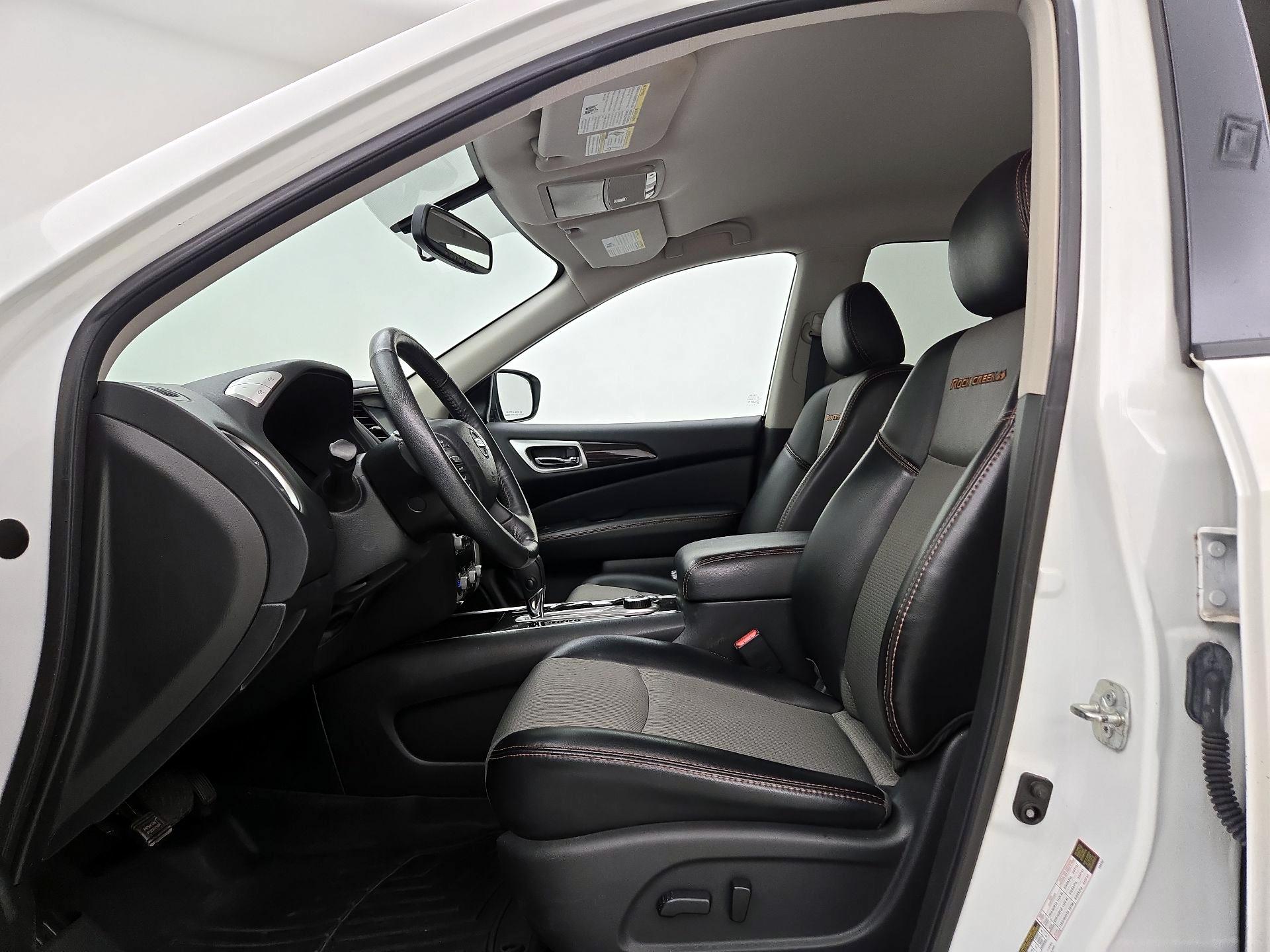 Thumbnail: 2019 Nissan Pathfinder - 11