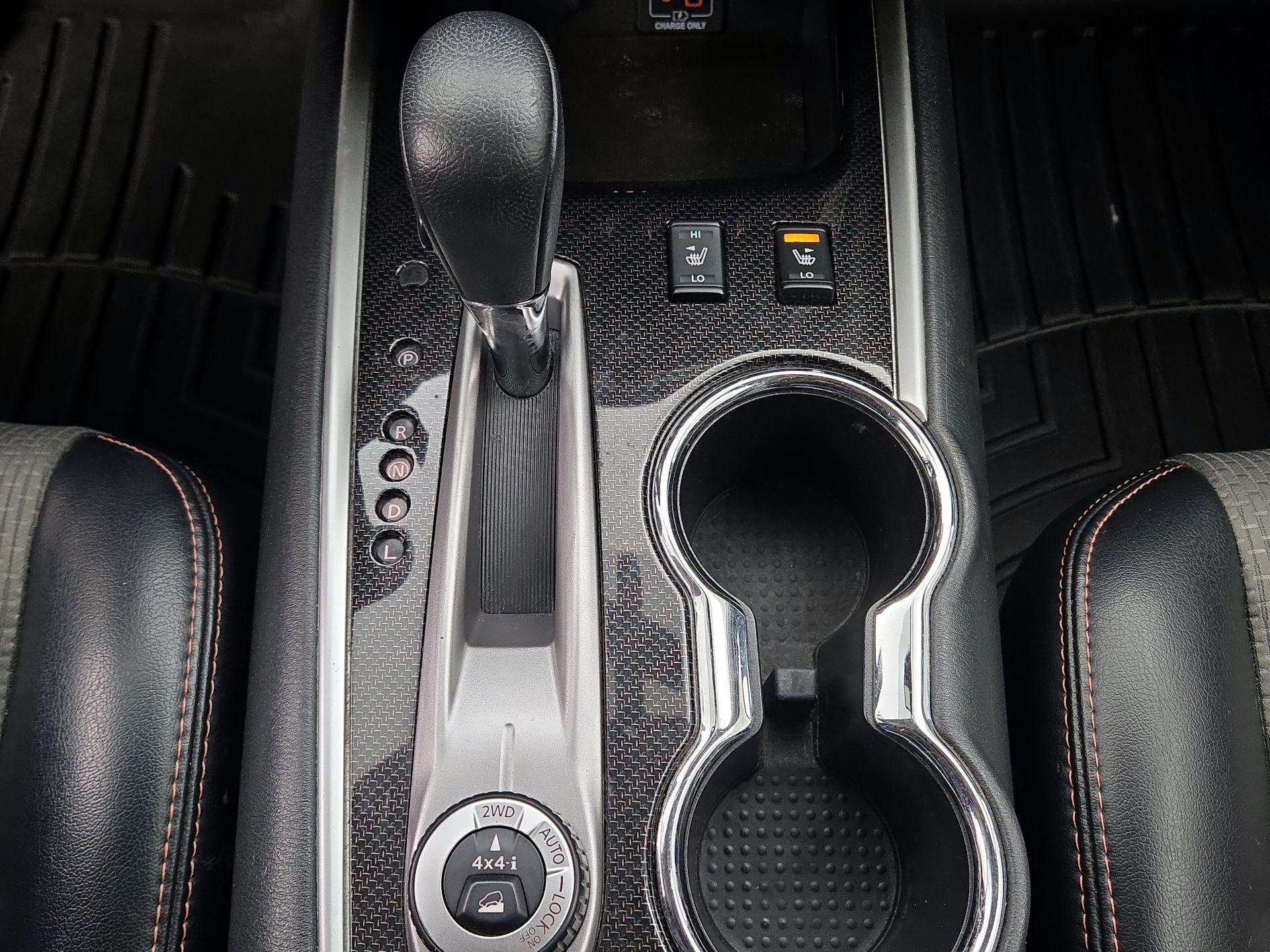 Thumbnail: 2019 Nissan Pathfinder - 17