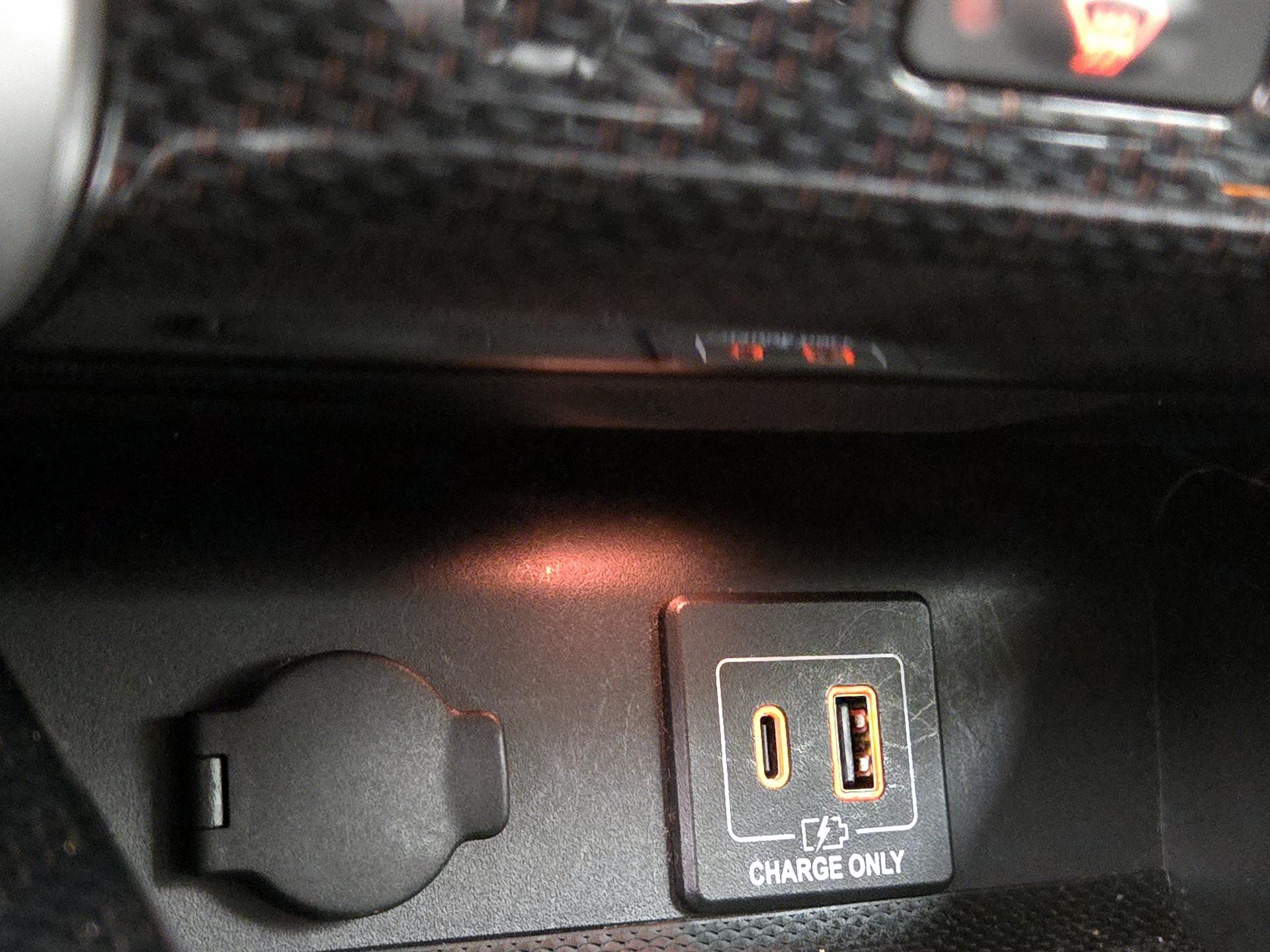 Thumbnail: 2019 Nissan Pathfinder - 18