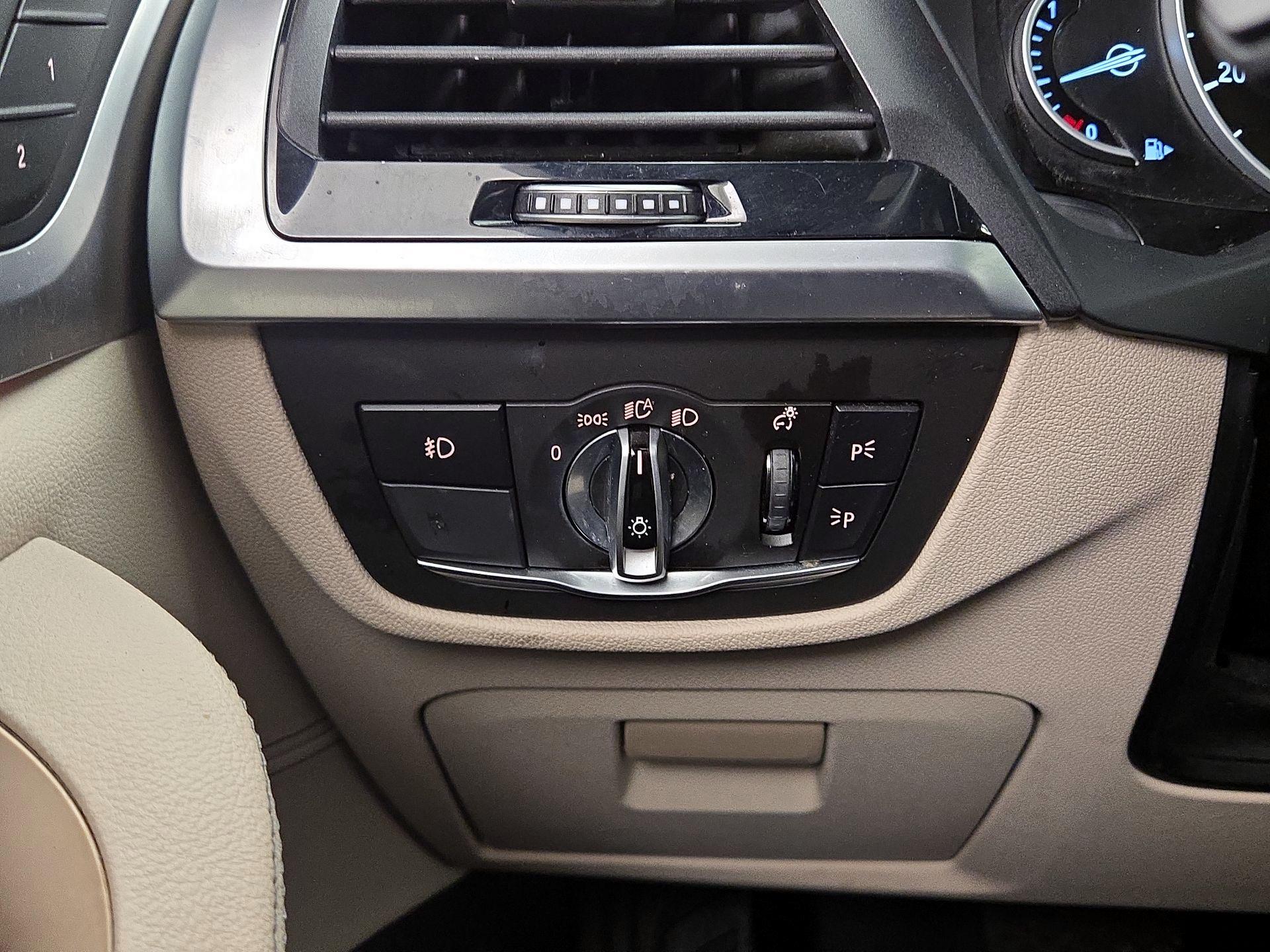 Thumbnail: 2019 BMW X3 - 13