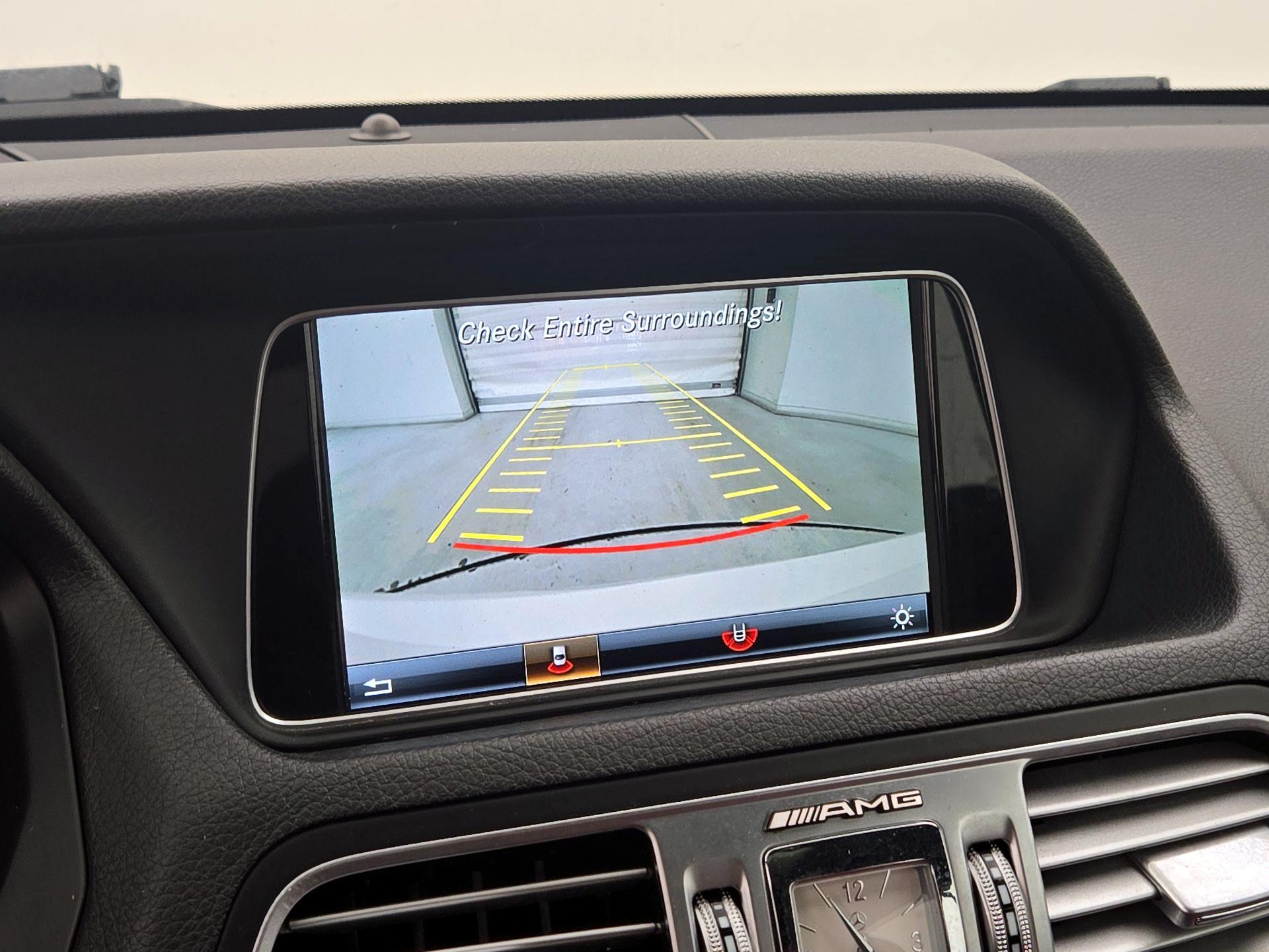 Thumbnail: 2016 Mercedes-Benz E-Class - 15