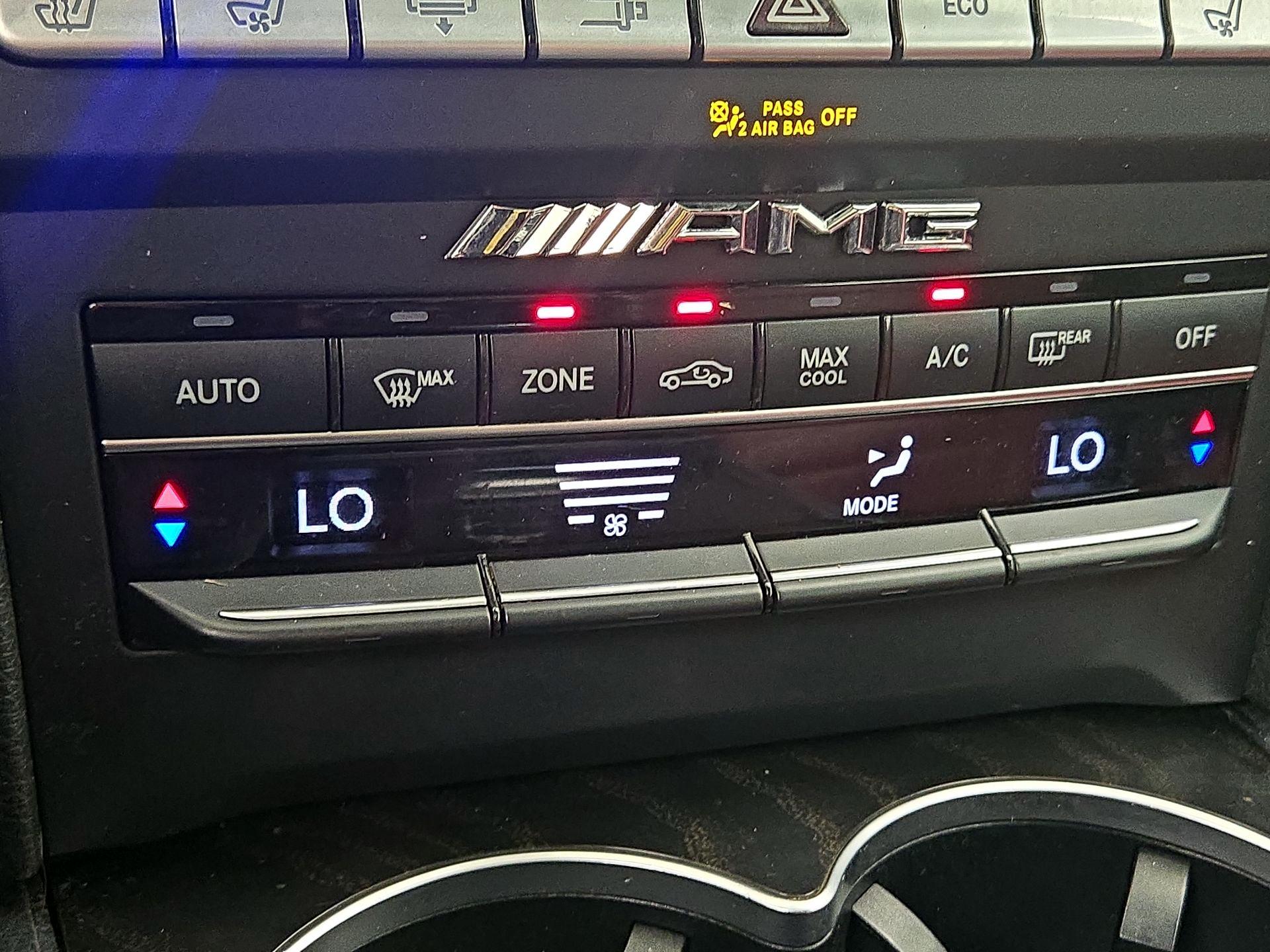 Thumbnail: 2016 Mercedes-Benz E-Class - 17