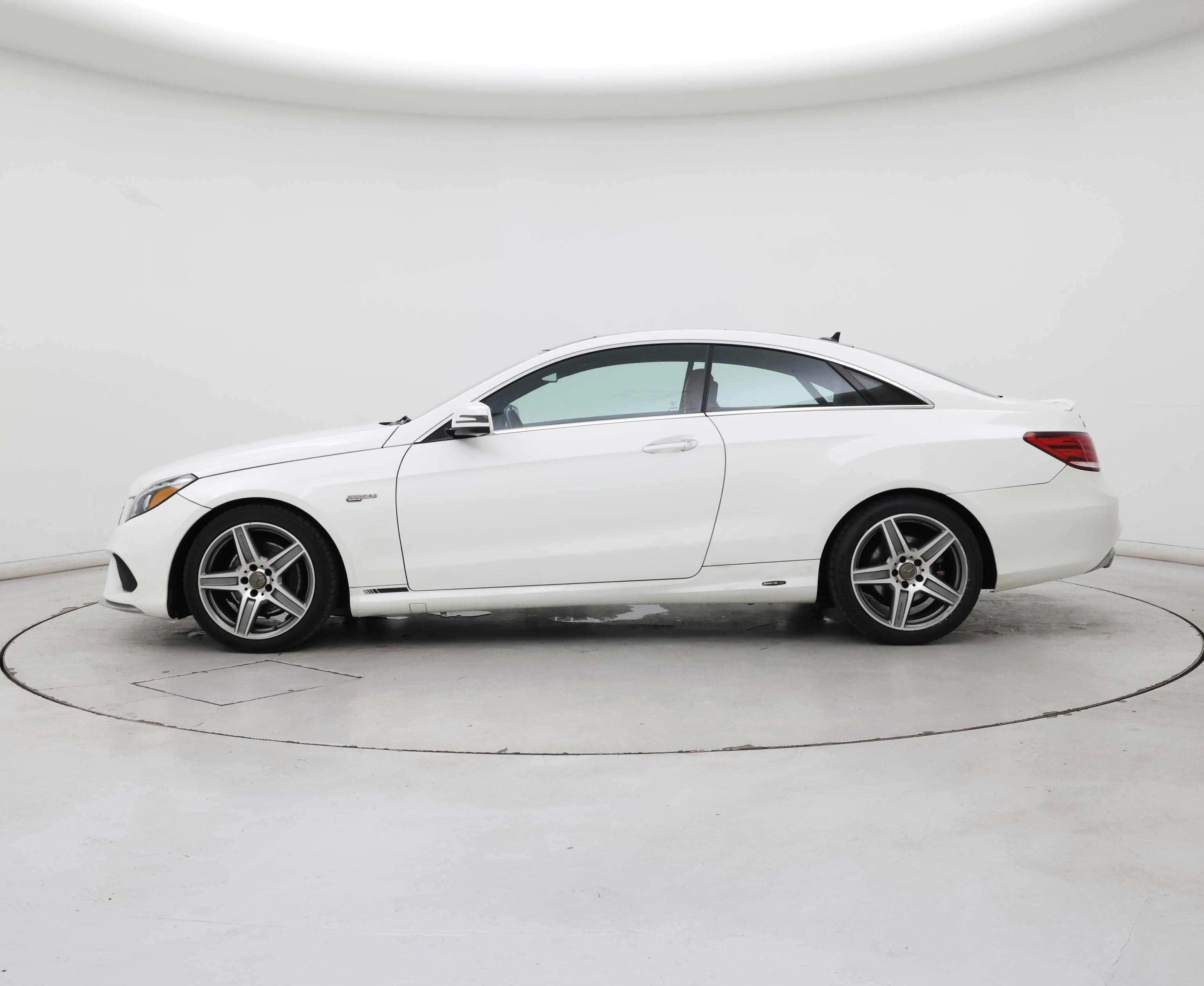 Thumbnail: 2016 Mercedes-Benz E-Class - 3