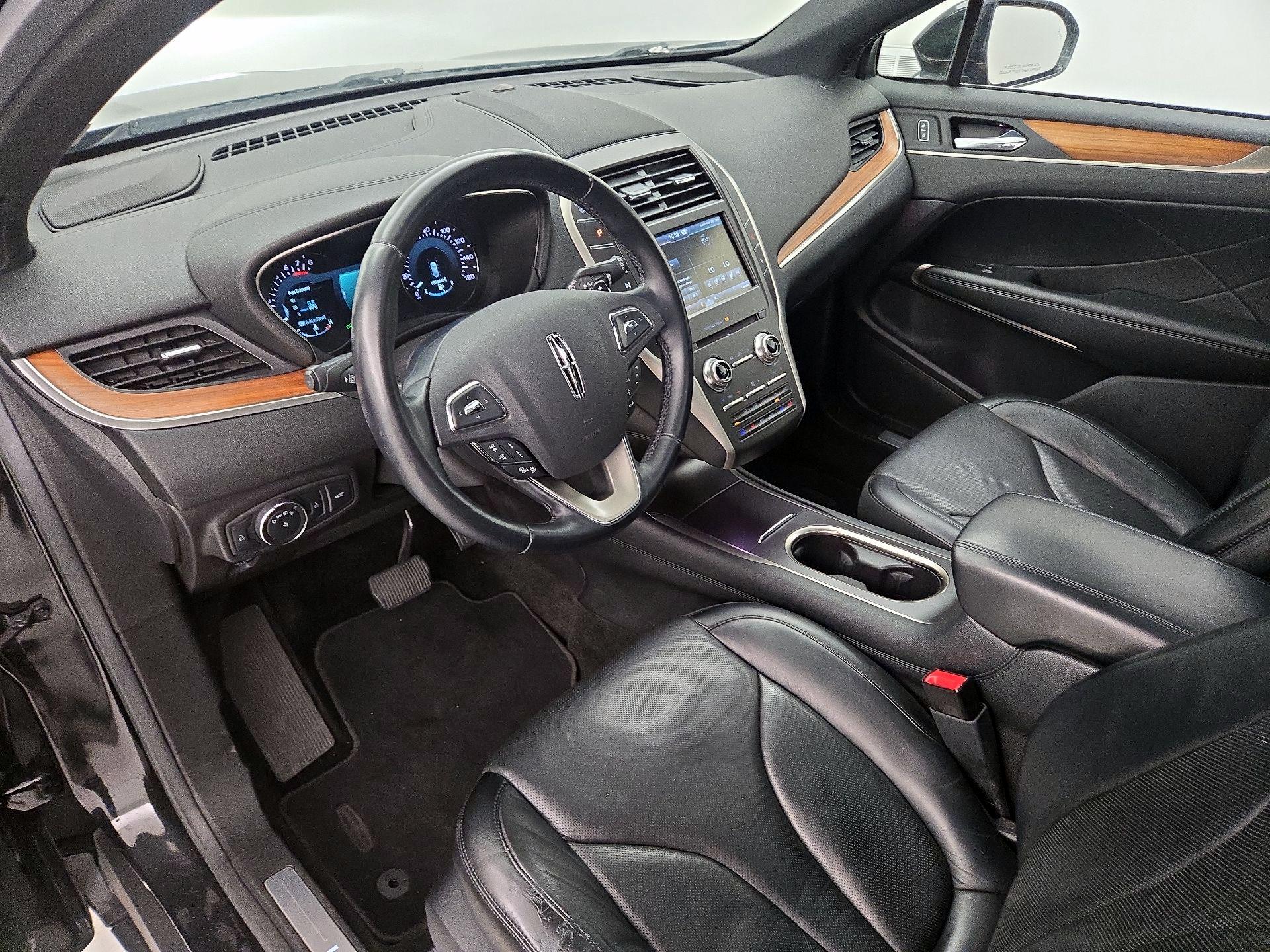 Thumbnail: 2015 Lincoln MKC - 11