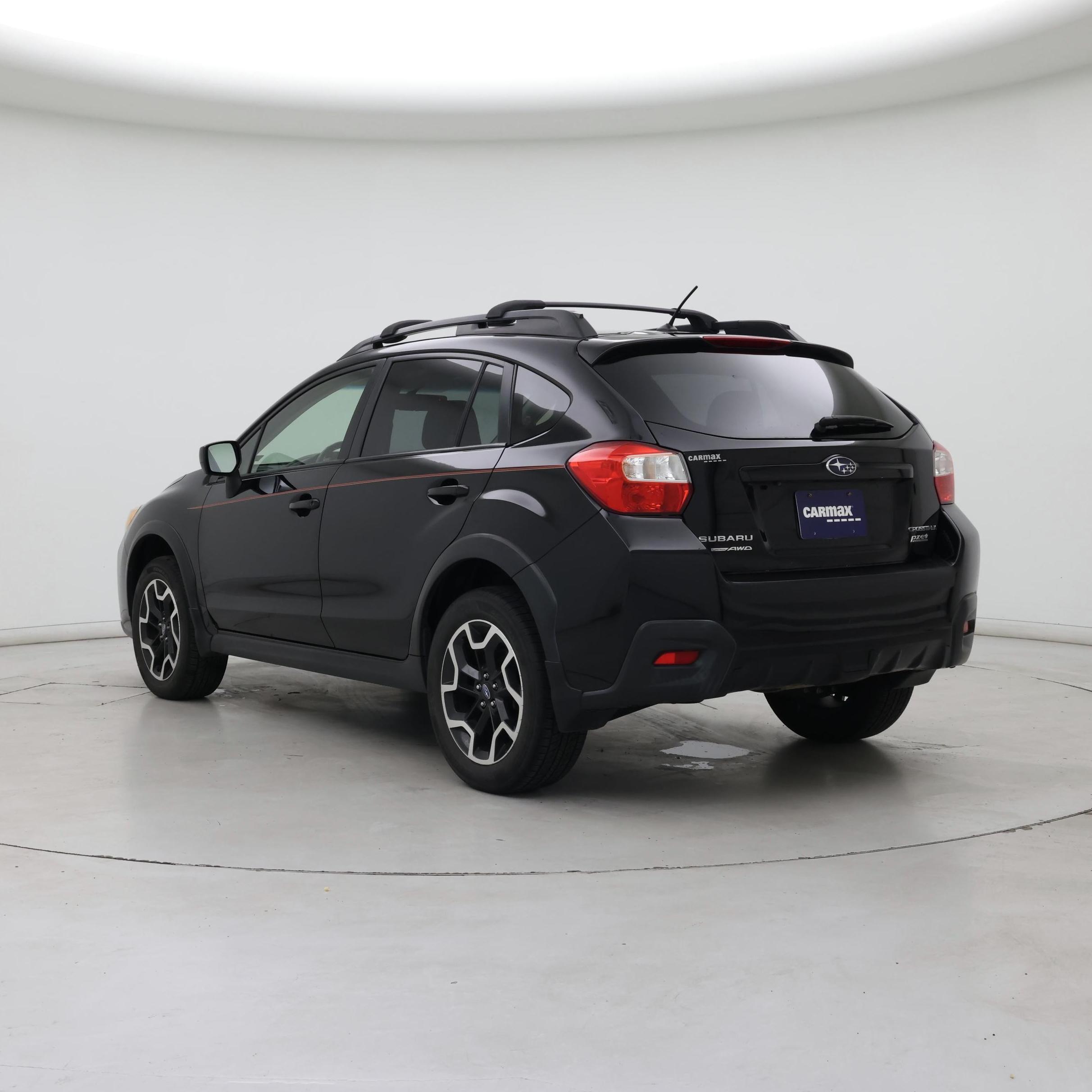 Thumbnail: 2017 Subaru Crosstrek - 2