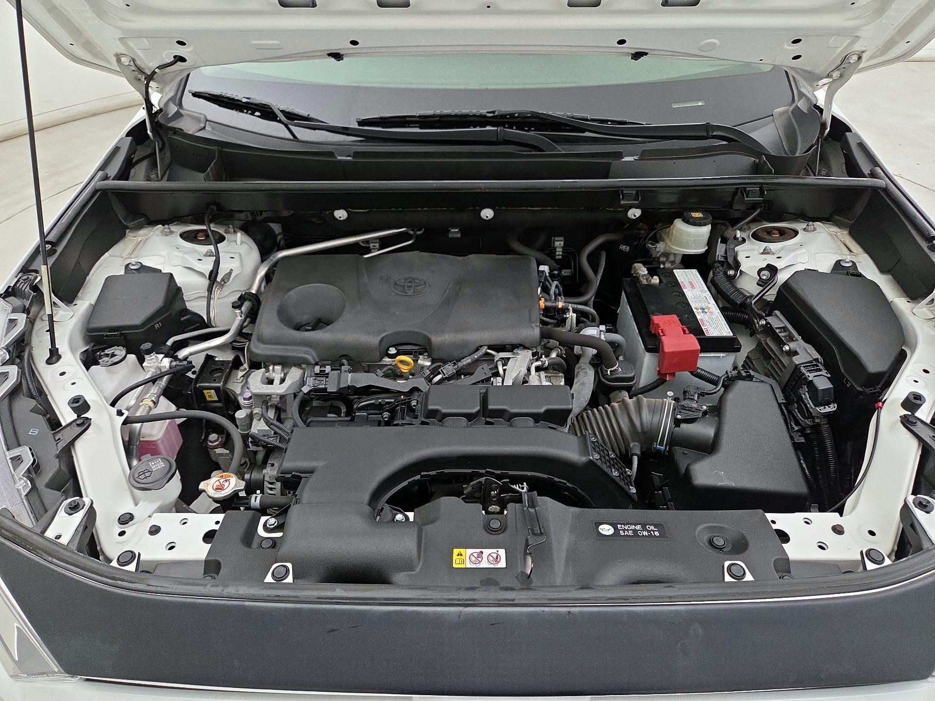 Thumbnail: 2019 Toyota RAV4 - 20