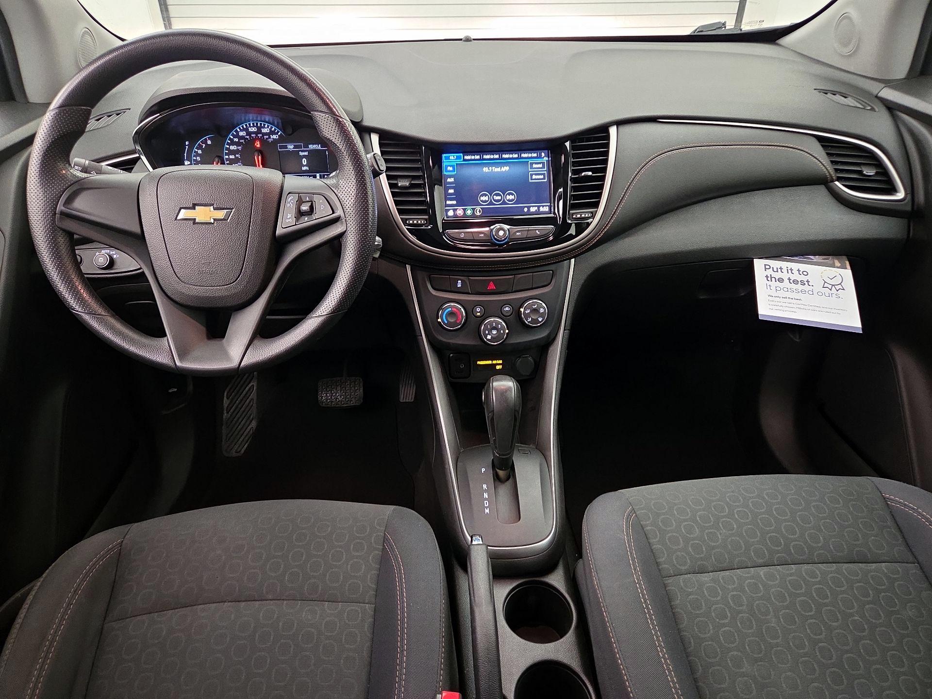 Thumbnail: 2018 Chevrolet Trax - 9