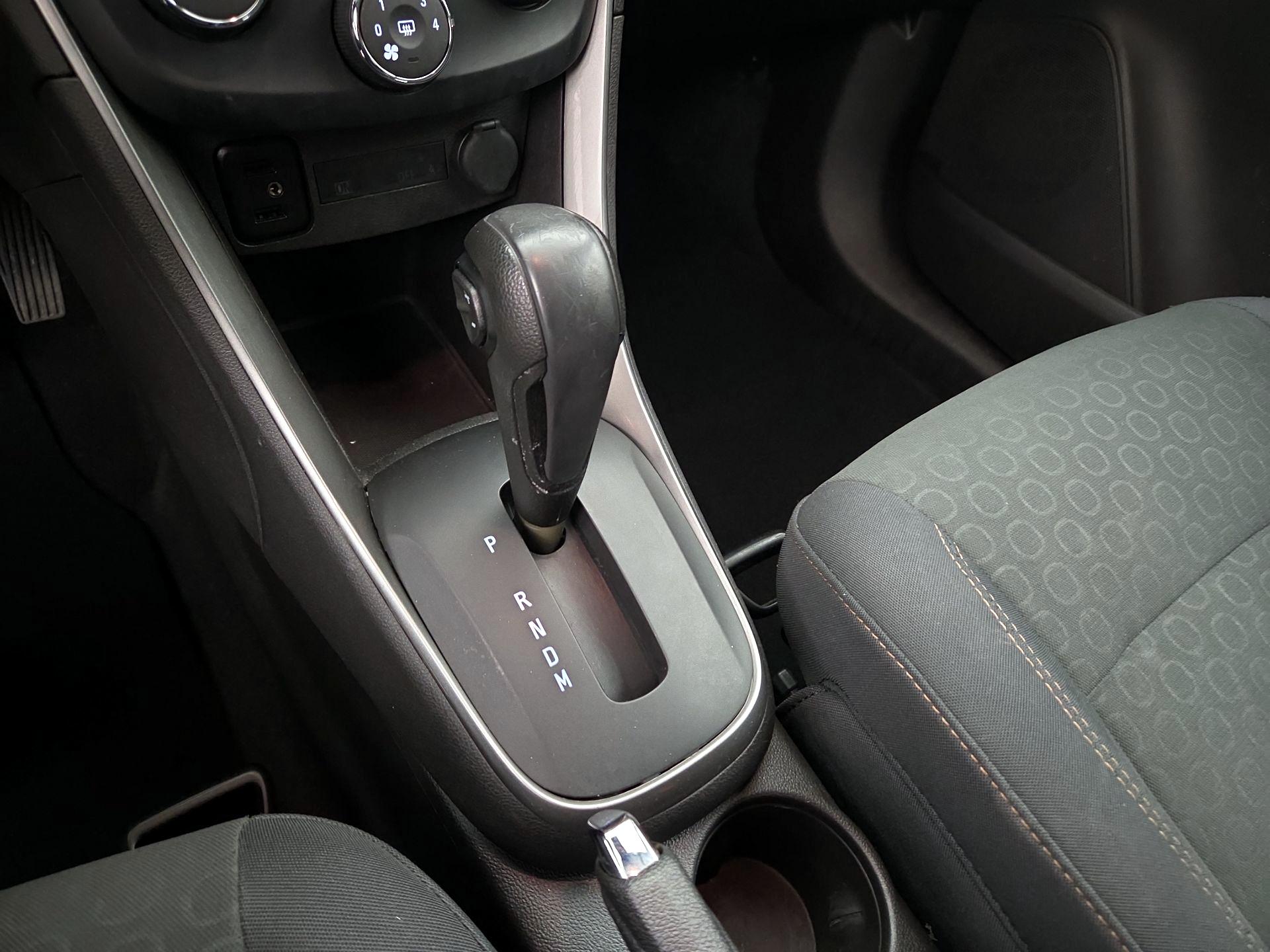 Thumbnail: 2018 Chevrolet Trax - 17