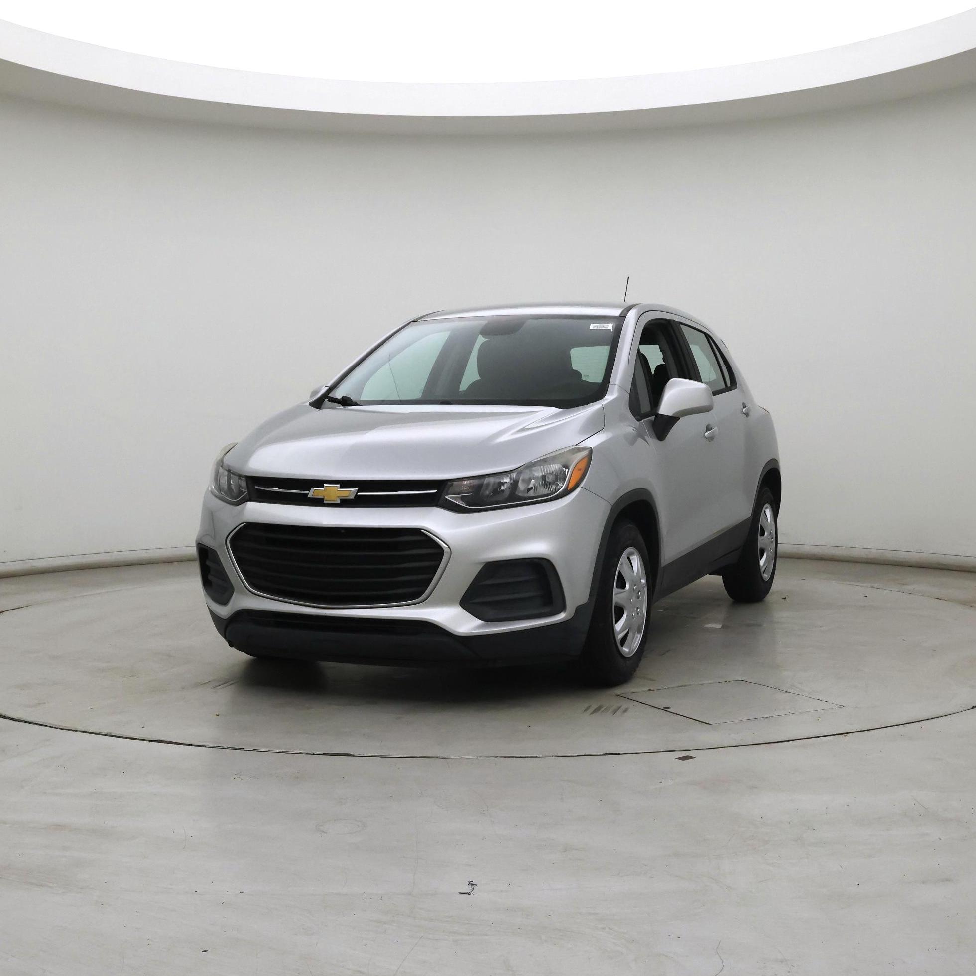 Thumbnail: 2018 Chevrolet Trax - 4
