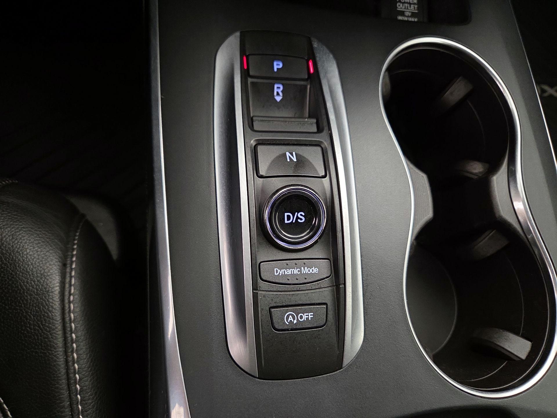 Thumbnail: 2019 Acura MDX - 17