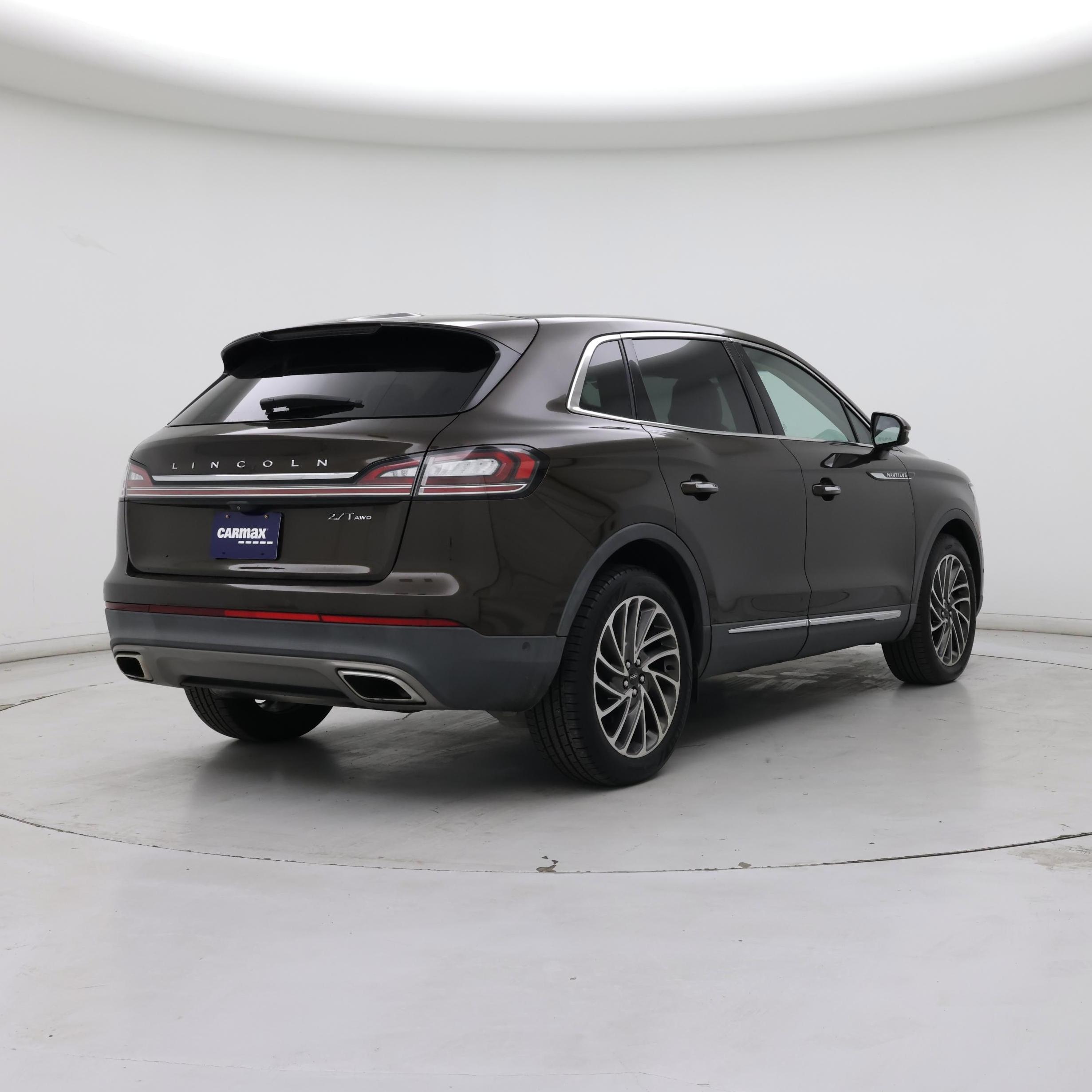 Thumbnail: 2019 Lincoln Nautilus - 8
