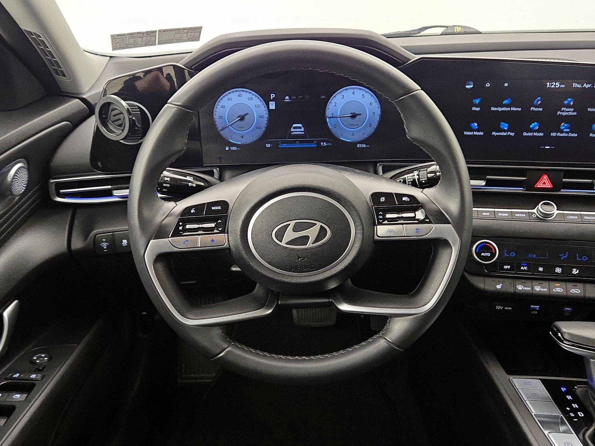 Thumbnail: 2024 Hyundai Elantra - 10