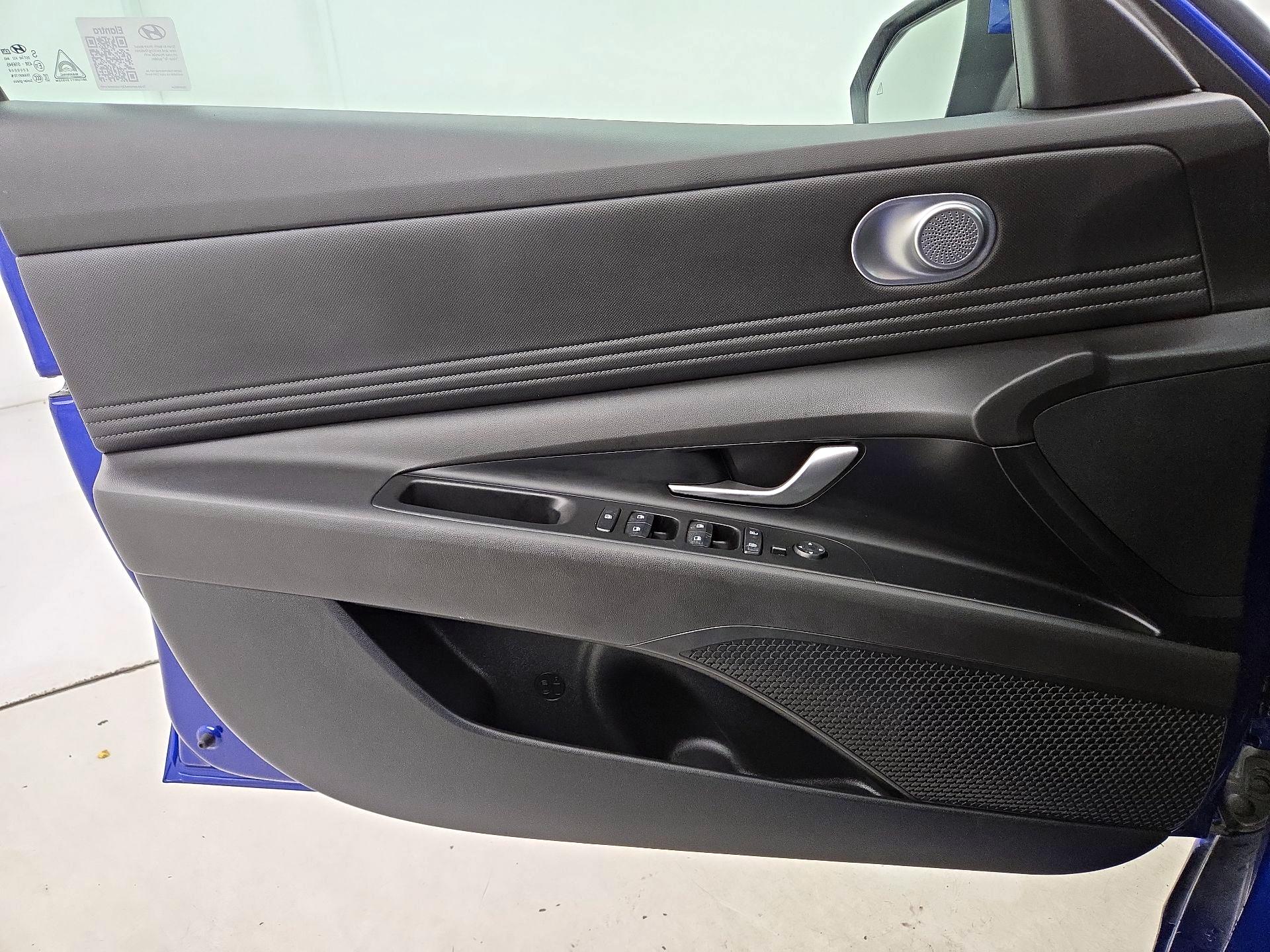 Thumbnail: 2024 Hyundai Elantra - 12