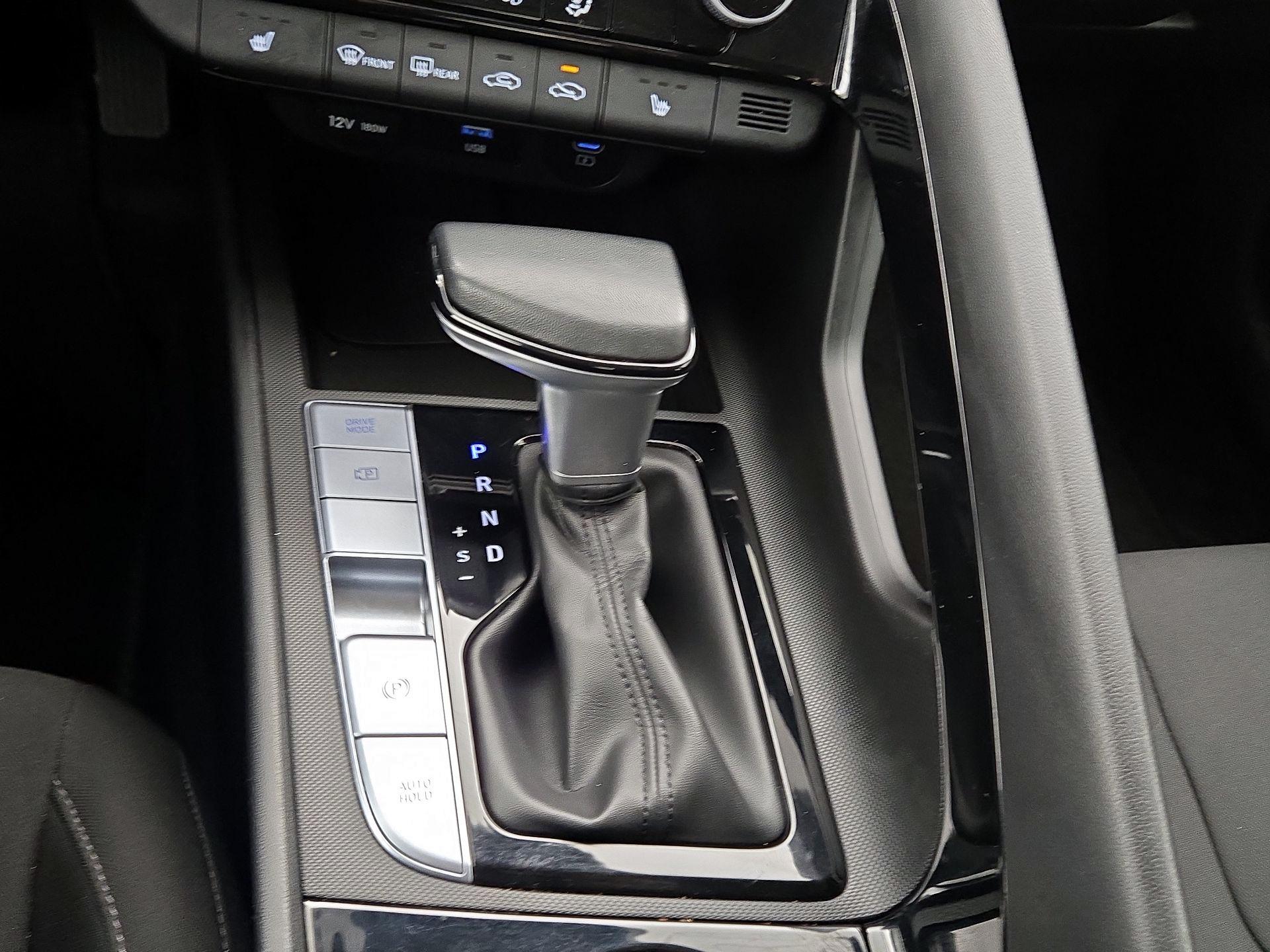 Thumbnail: 2024 Hyundai Elantra - 18