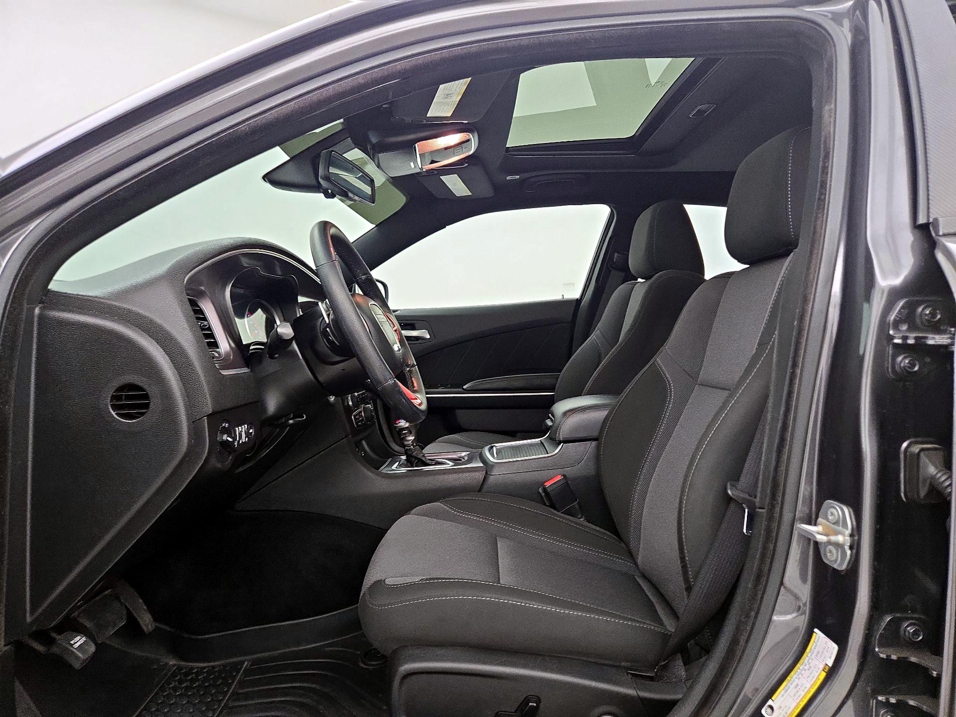 Thumbnail: 2019 Dodge Charger - 11