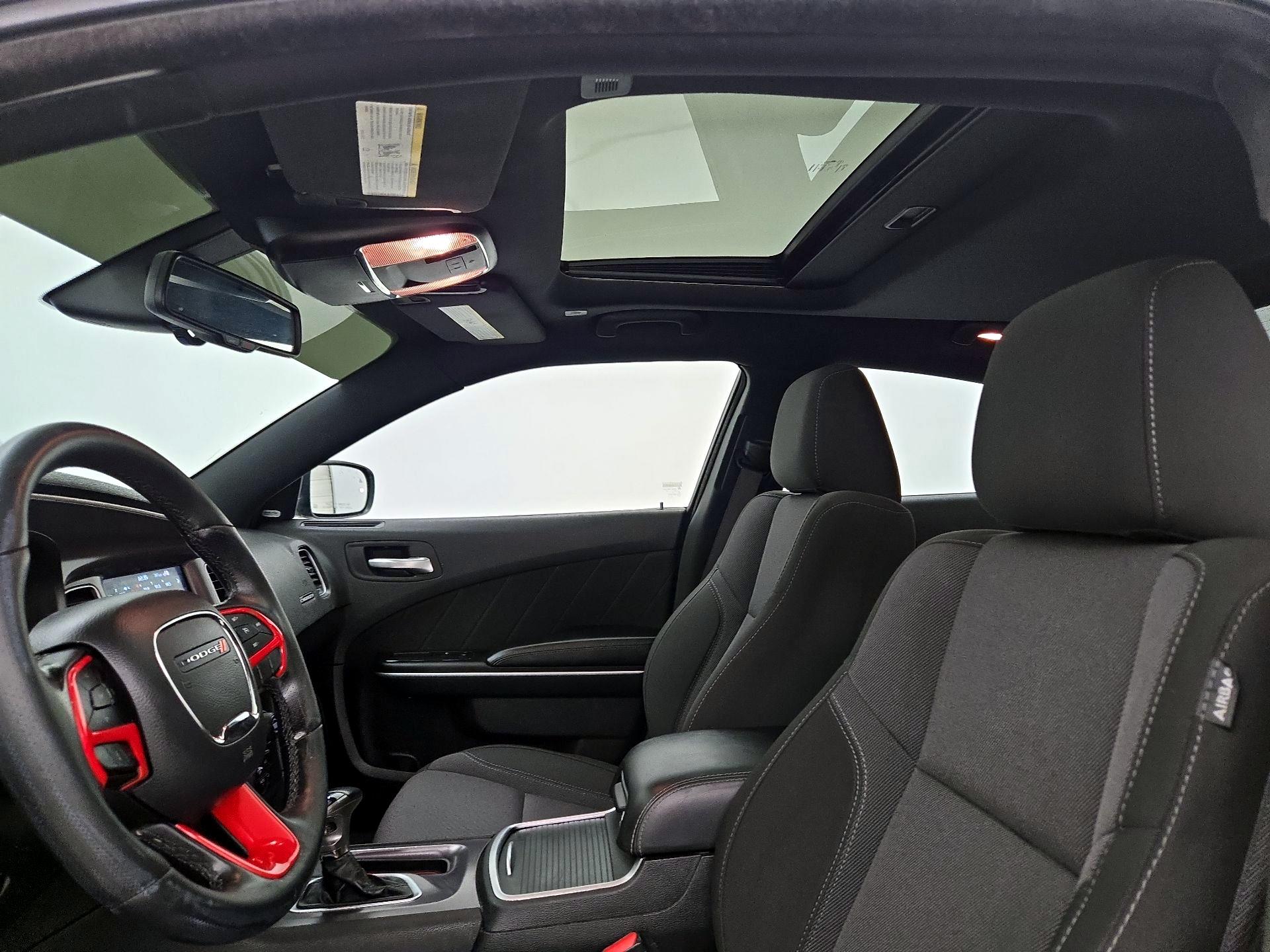 Thumbnail: 2019 Dodge Charger - 18