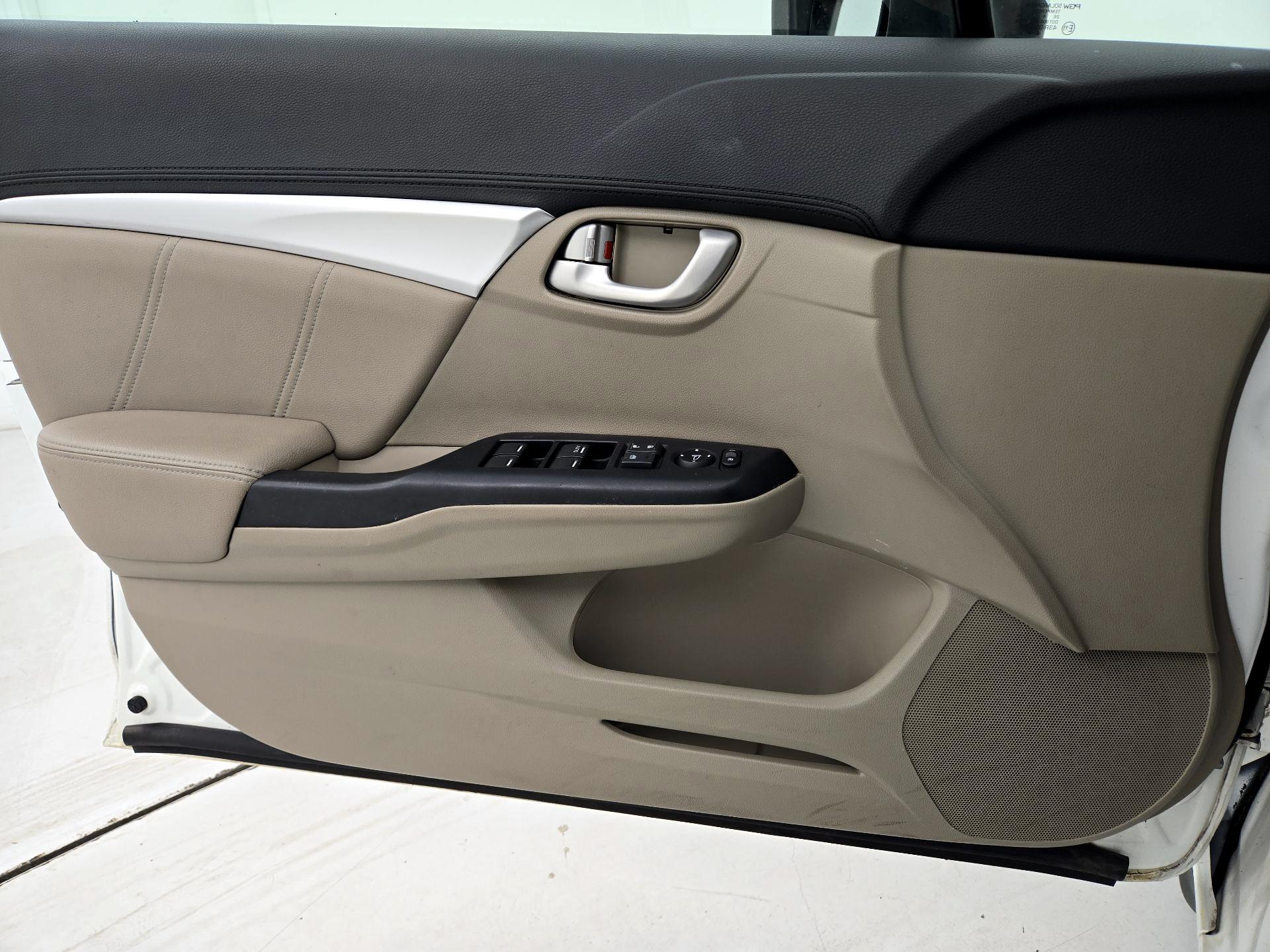 Thumbnail: 2014 Honda Civic - 12