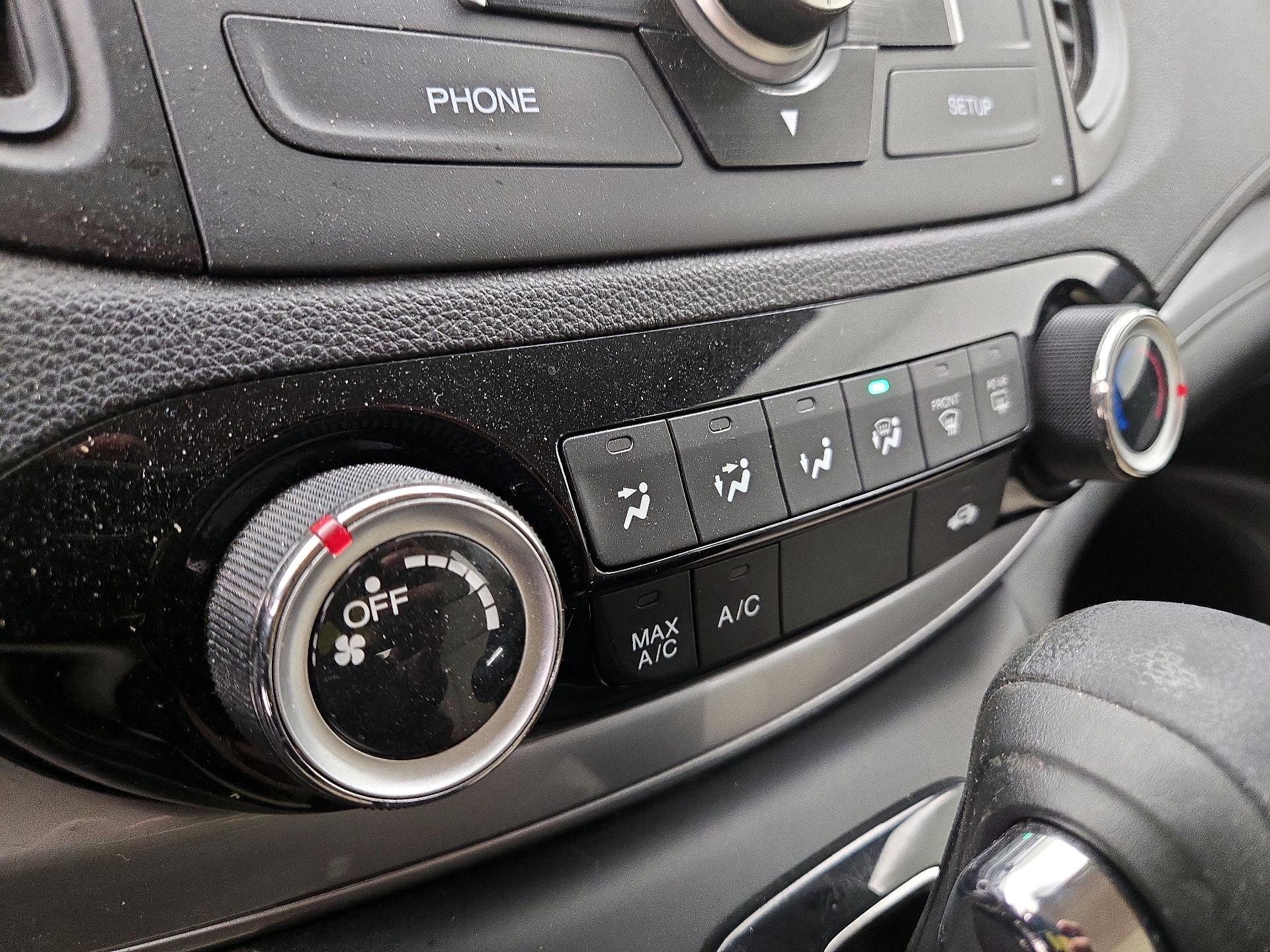 Thumbnail: 2015 Honda CR-V - 16