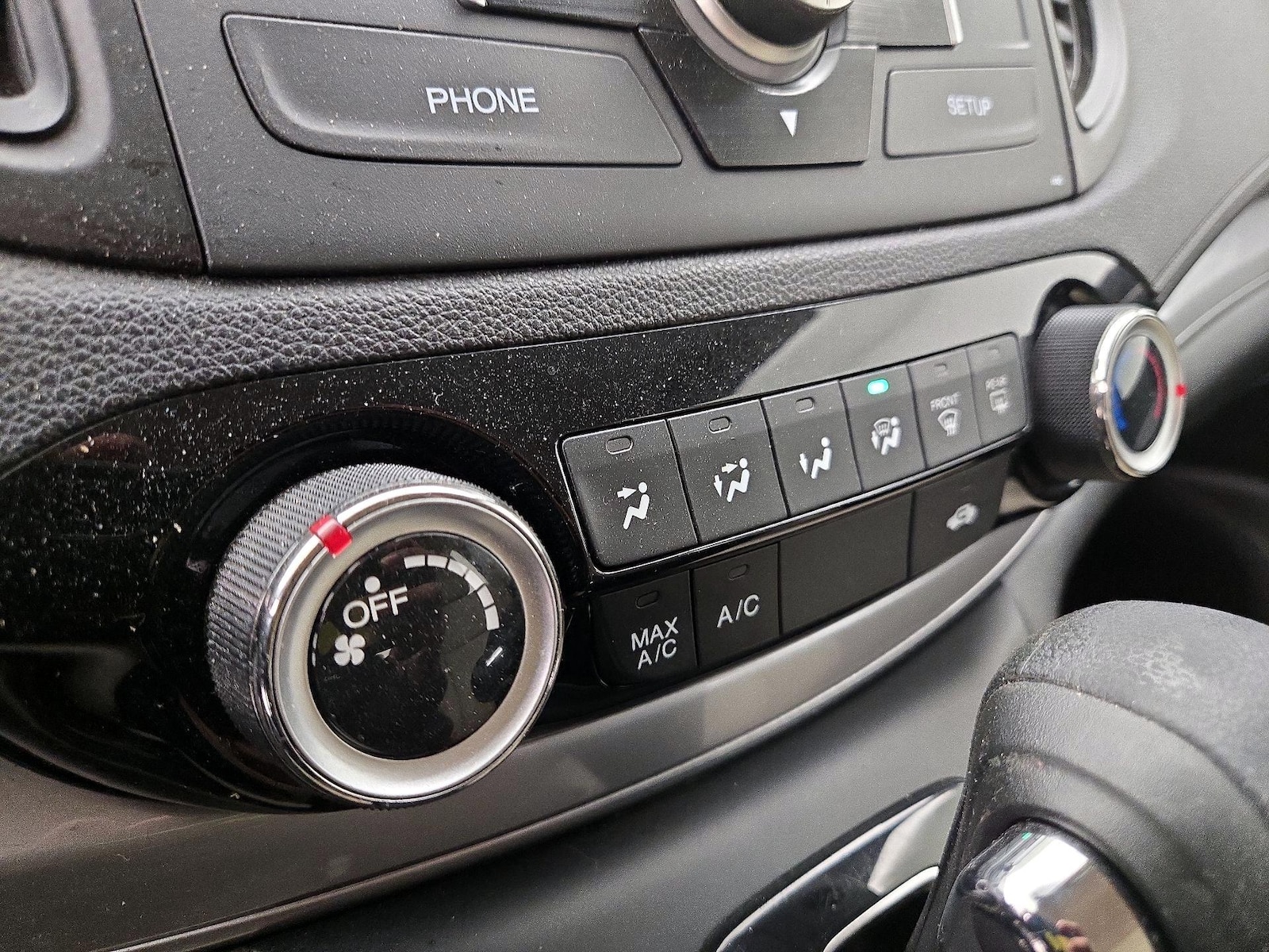 2015 Honda CR-V LX - Photo 17