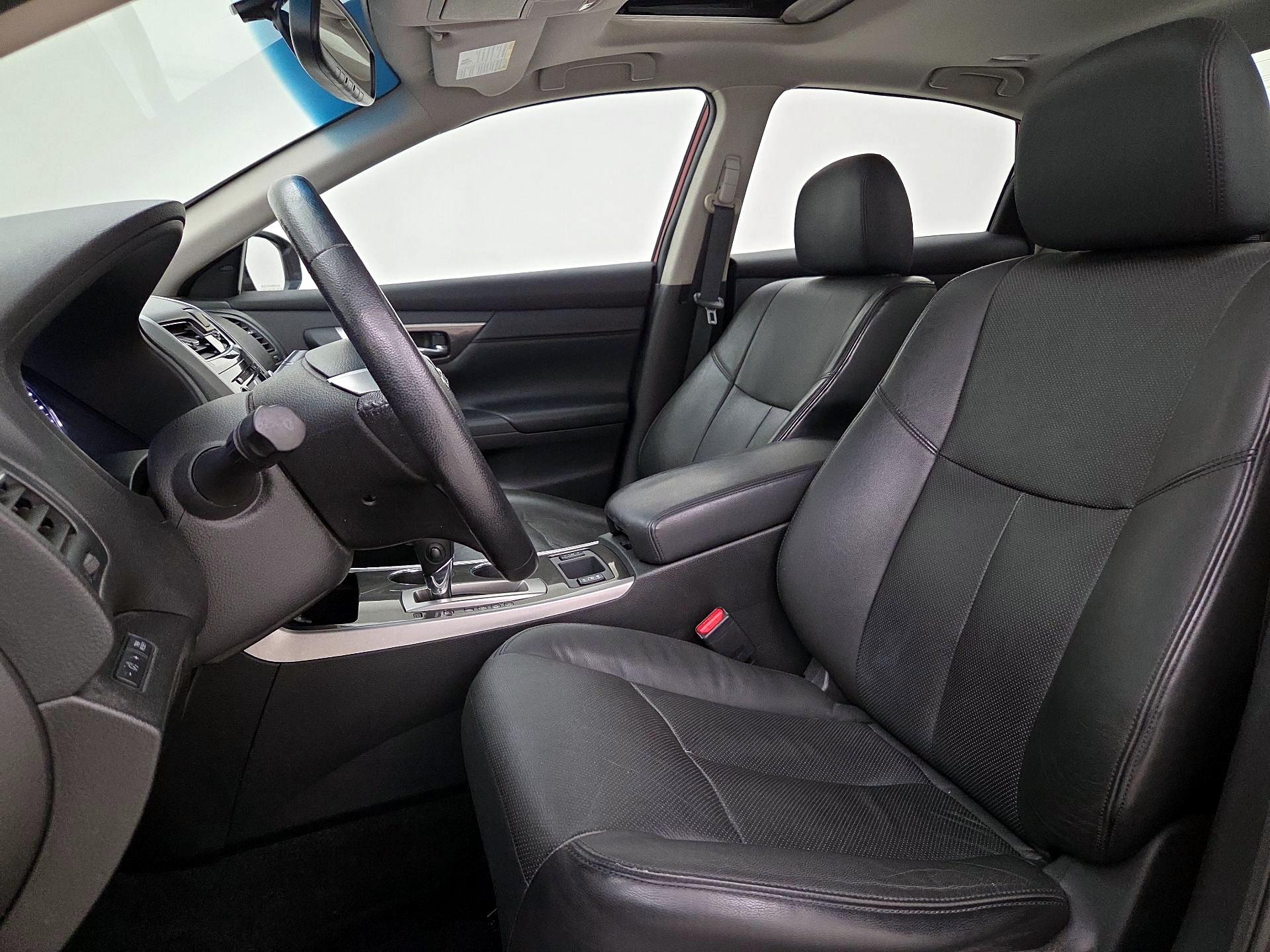 Thumbnail: 2014 Nissan Altima - 11
