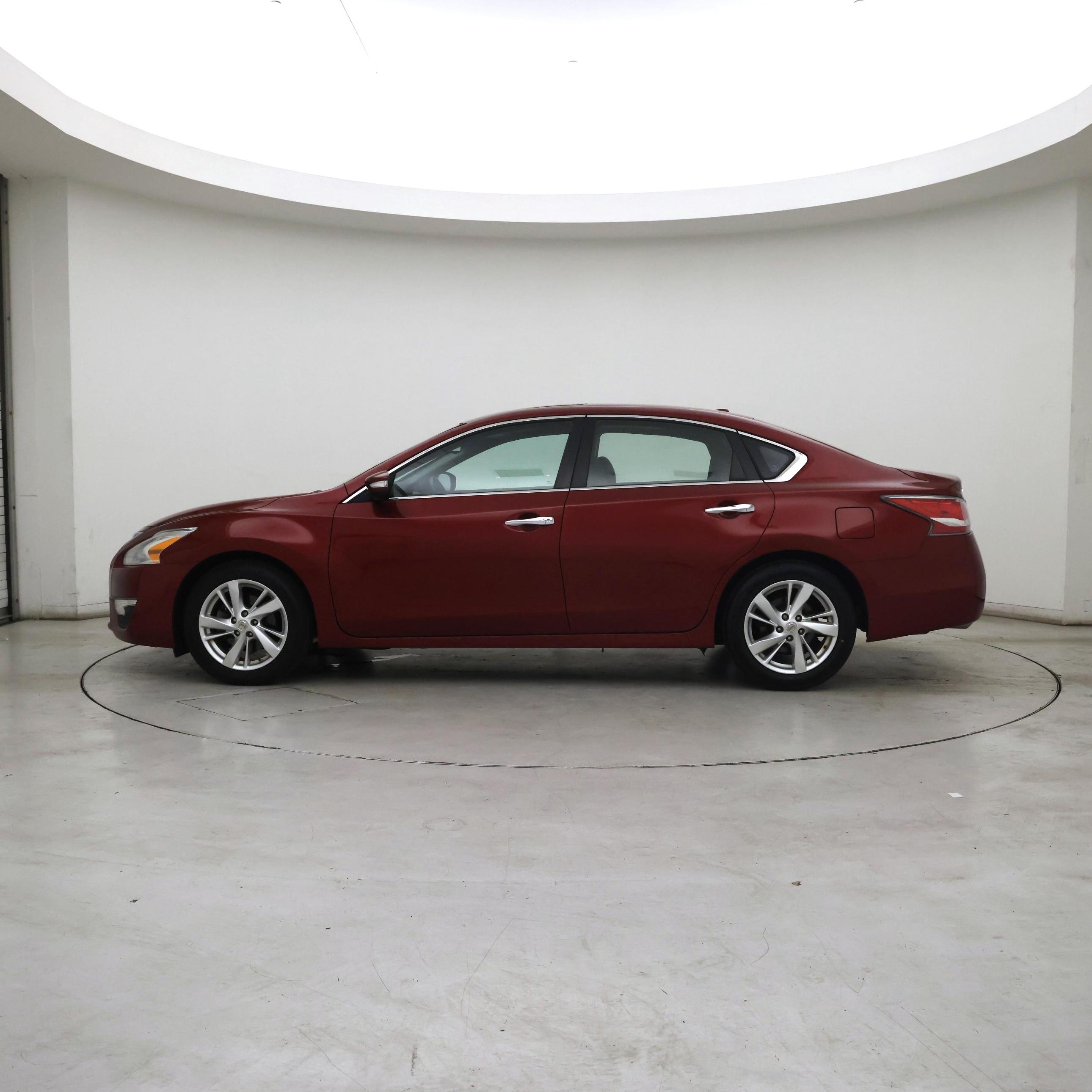 Thumbnail: 2014 Nissan Altima - 3