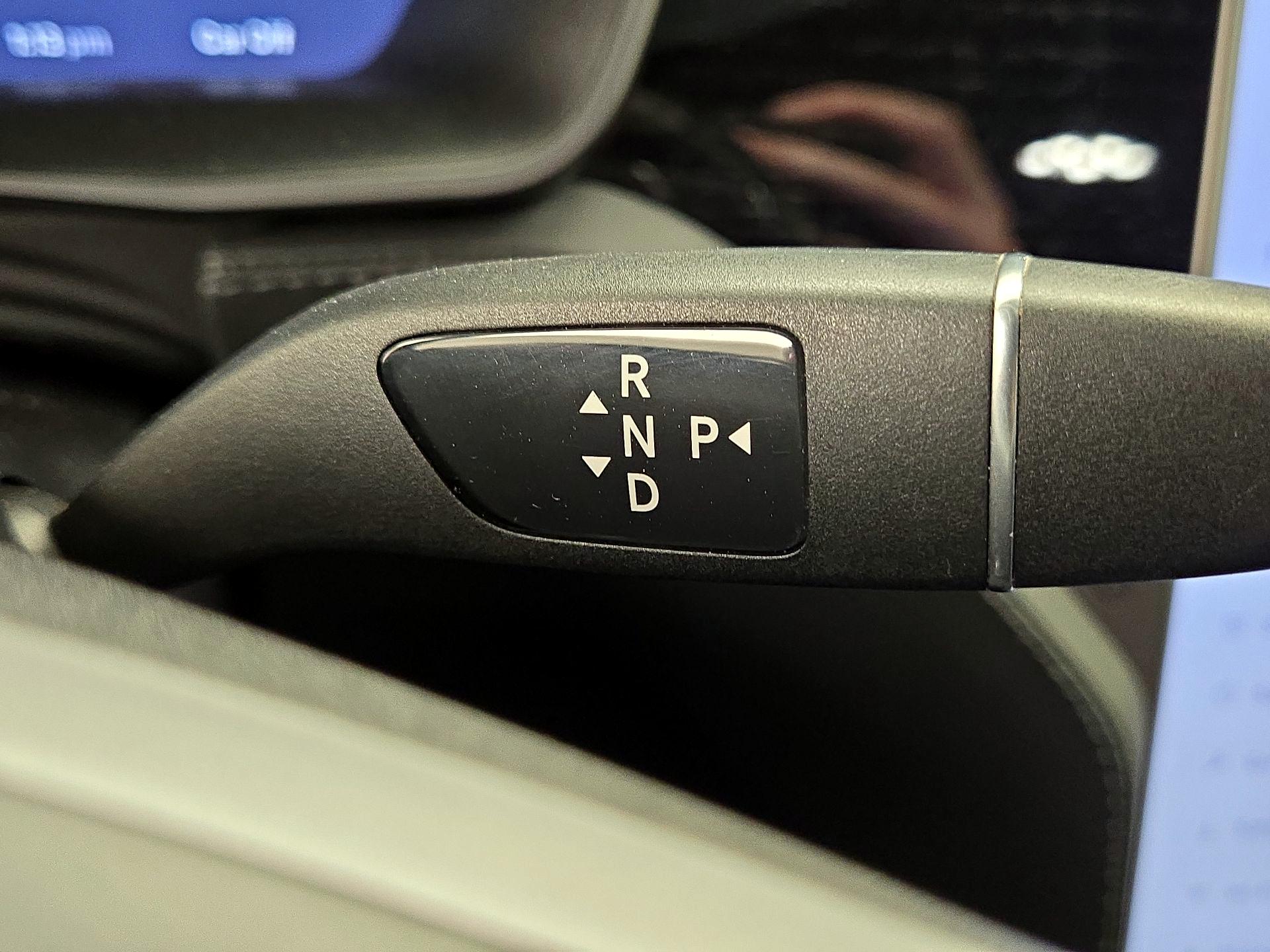 Thumbnail: 2021 Tesla Model X - 17