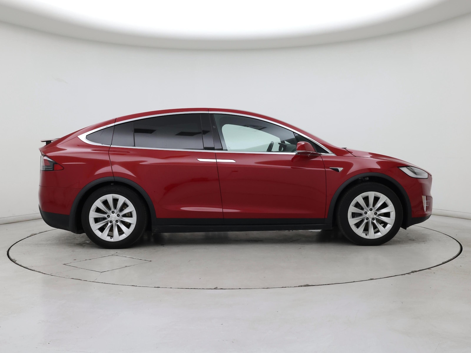 2021 Tesla Model X Long Range Plus - Photo 8