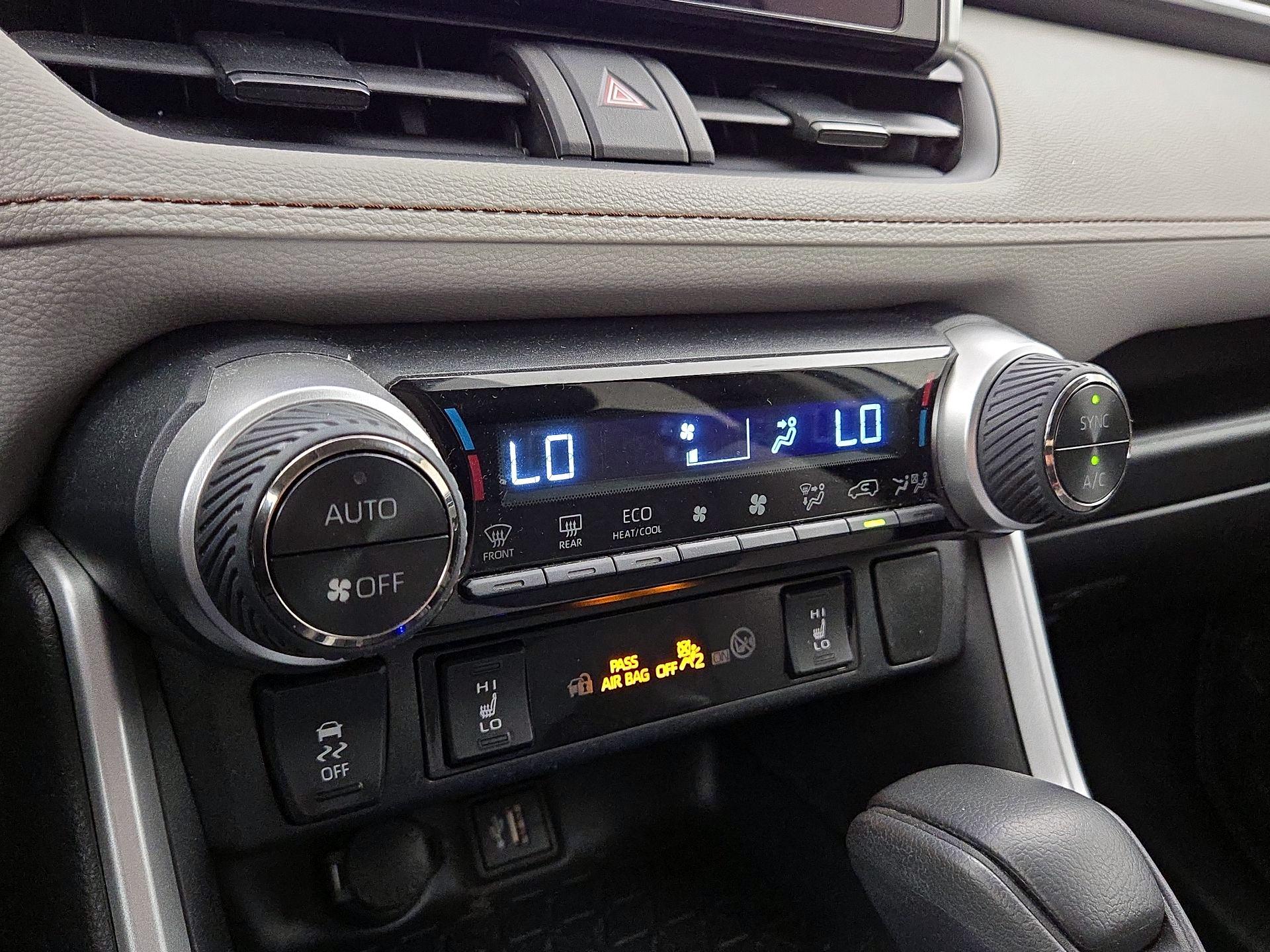 Thumbnail: 2024 Toyota RAV4 - 16