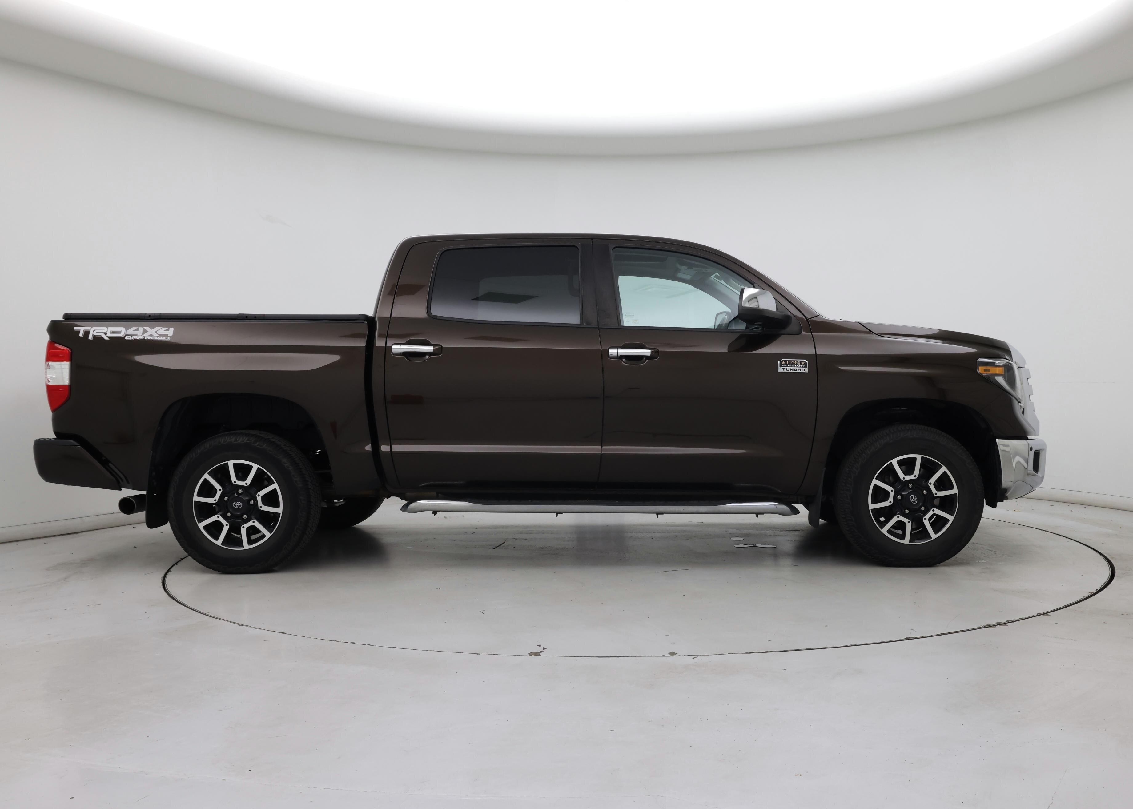 Thumbnail: 2020 Toyota Tundra - 7