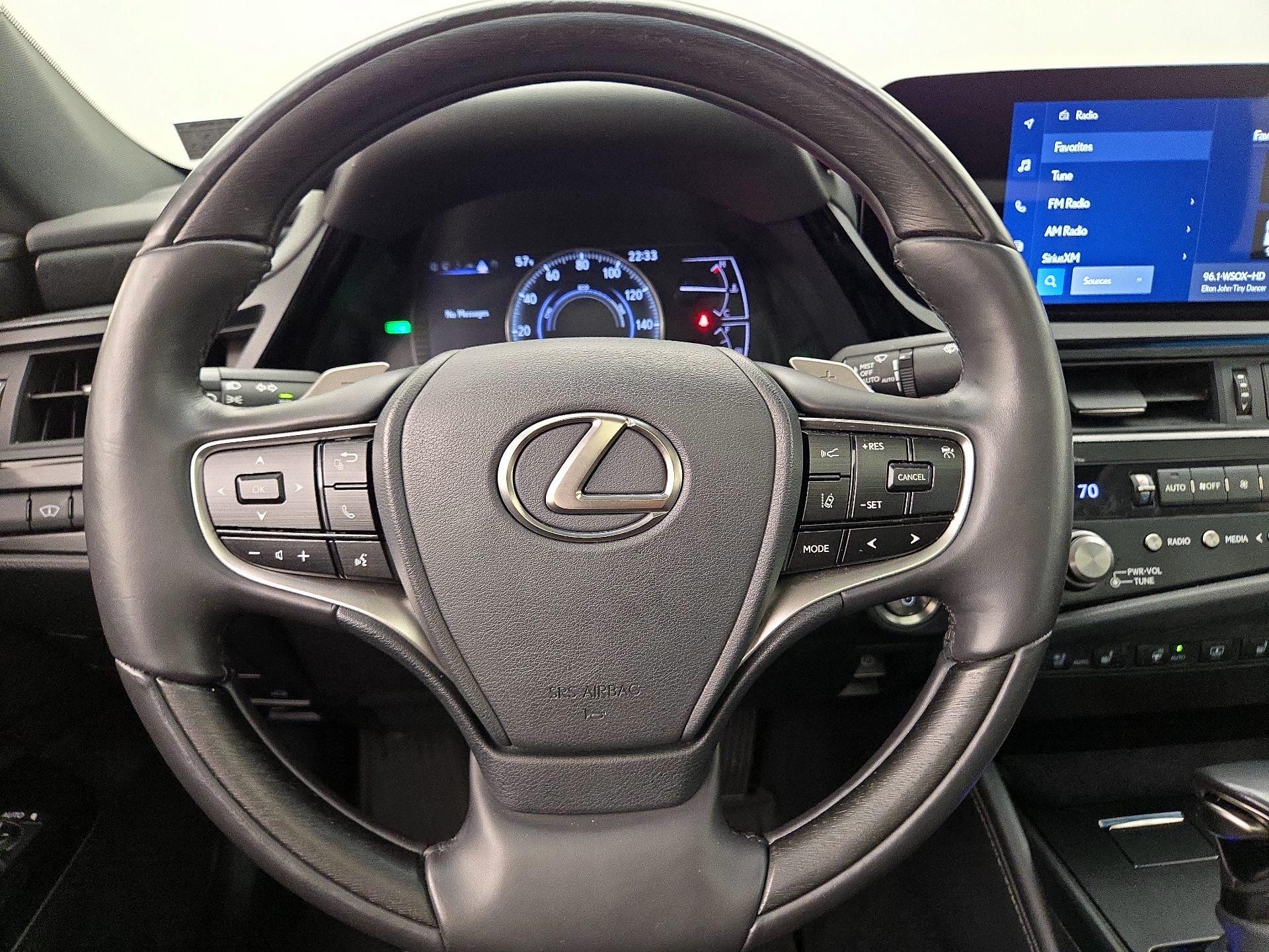 Thumbnail: 2024 Lexus ES - 10