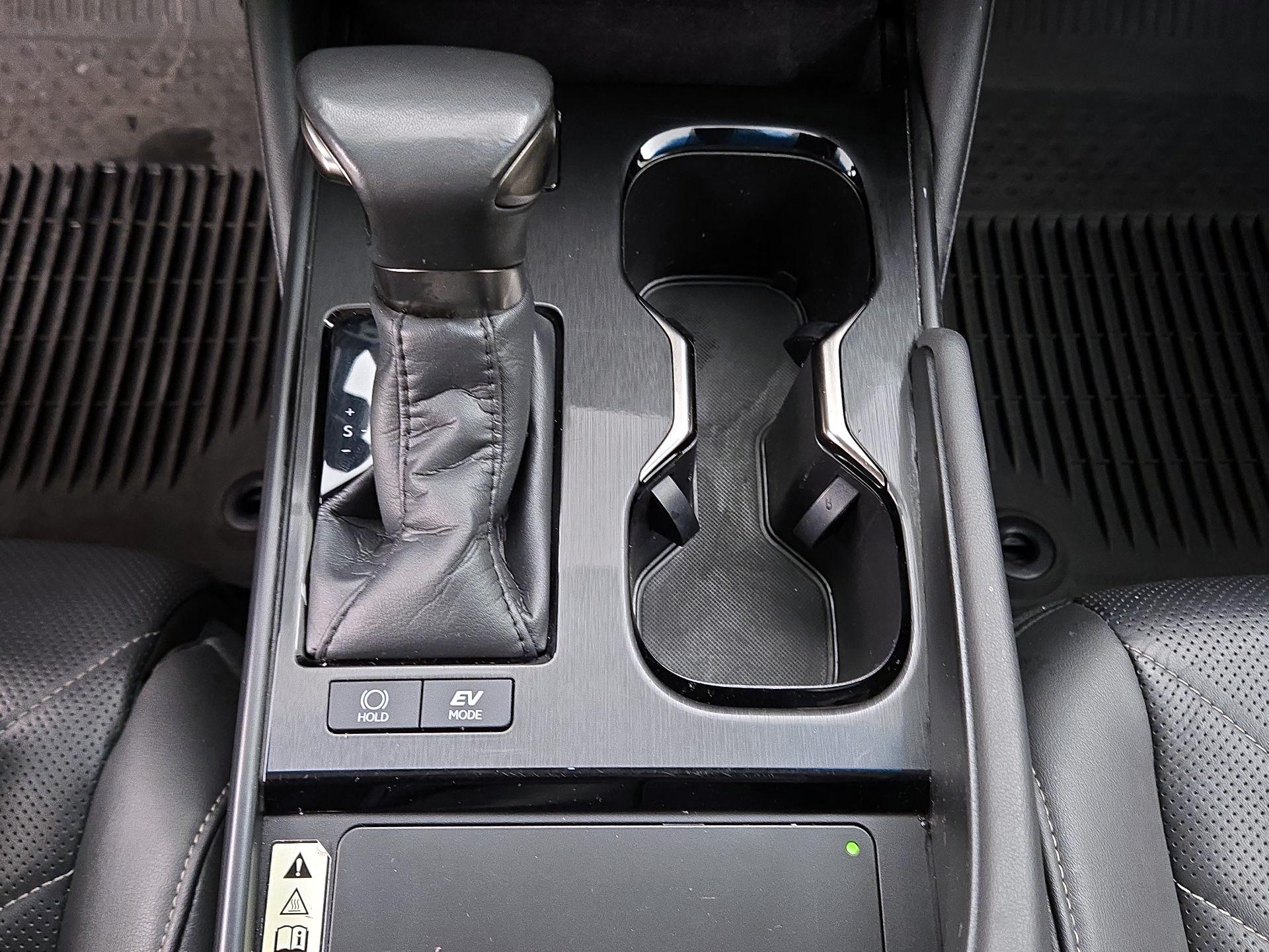 Thumbnail: 2024 Lexus ES - 16