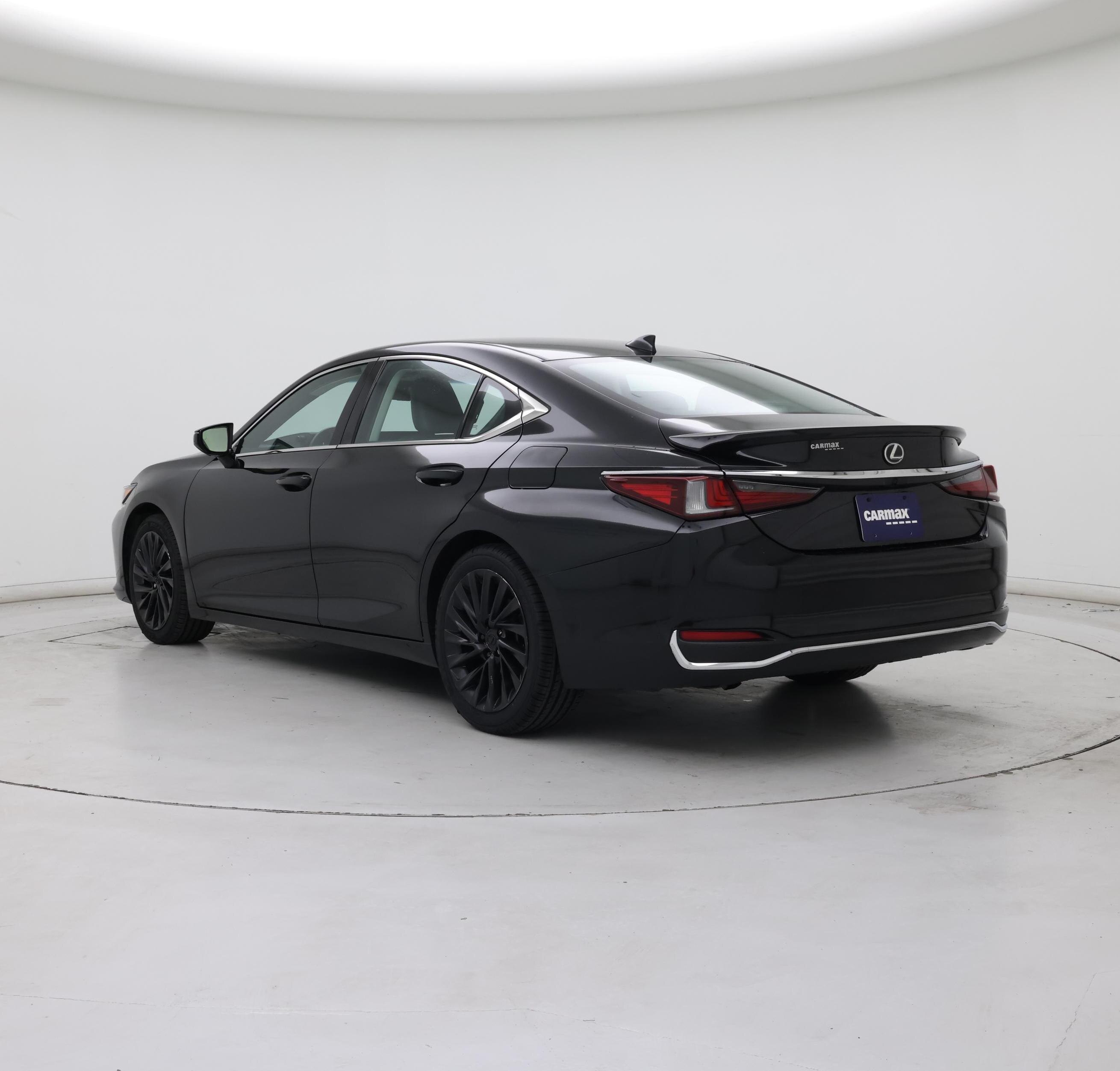 Thumbnail: 2024 Lexus ES - 2