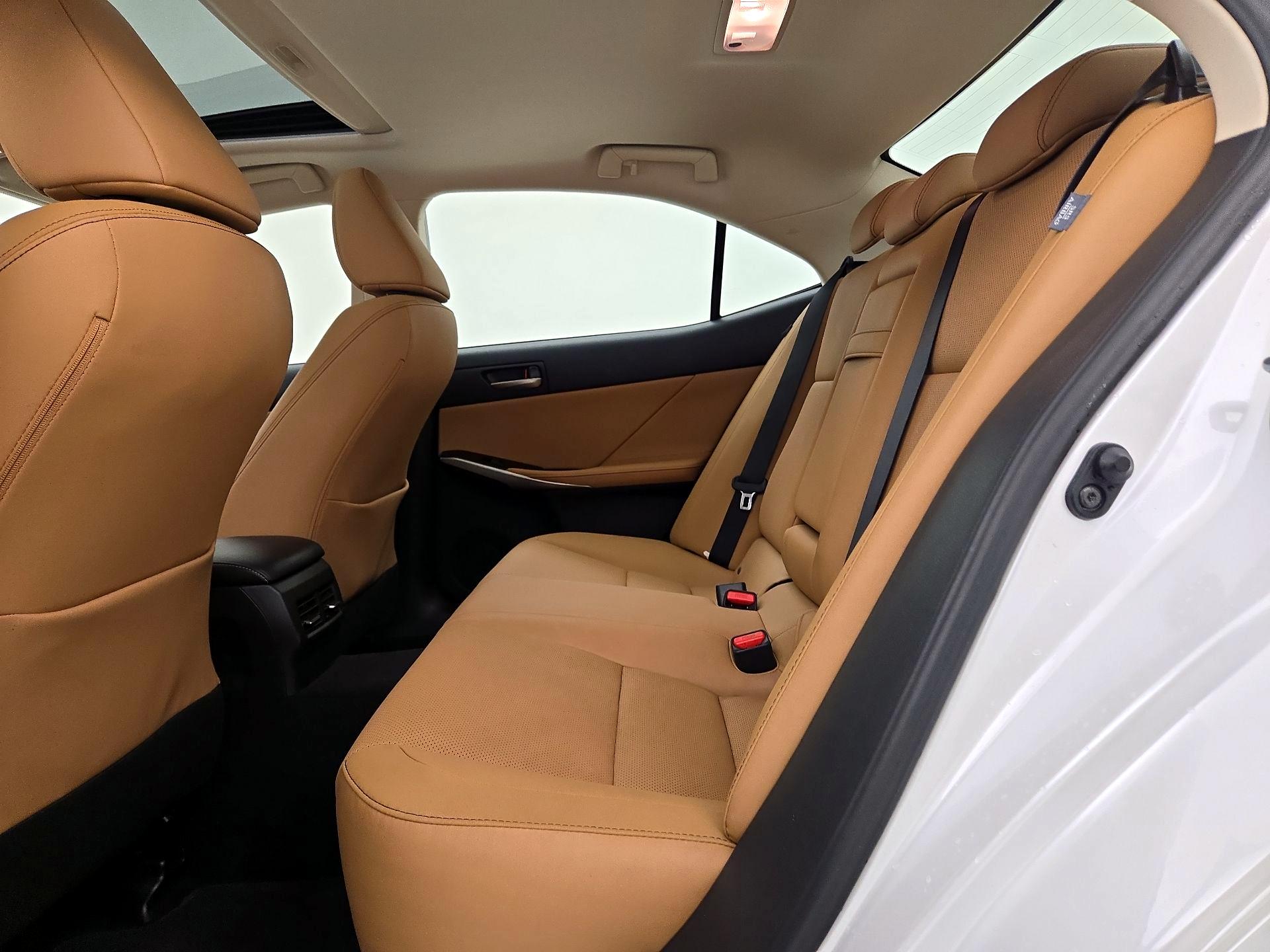 Thumbnail: 2020 Lexus IS - 20