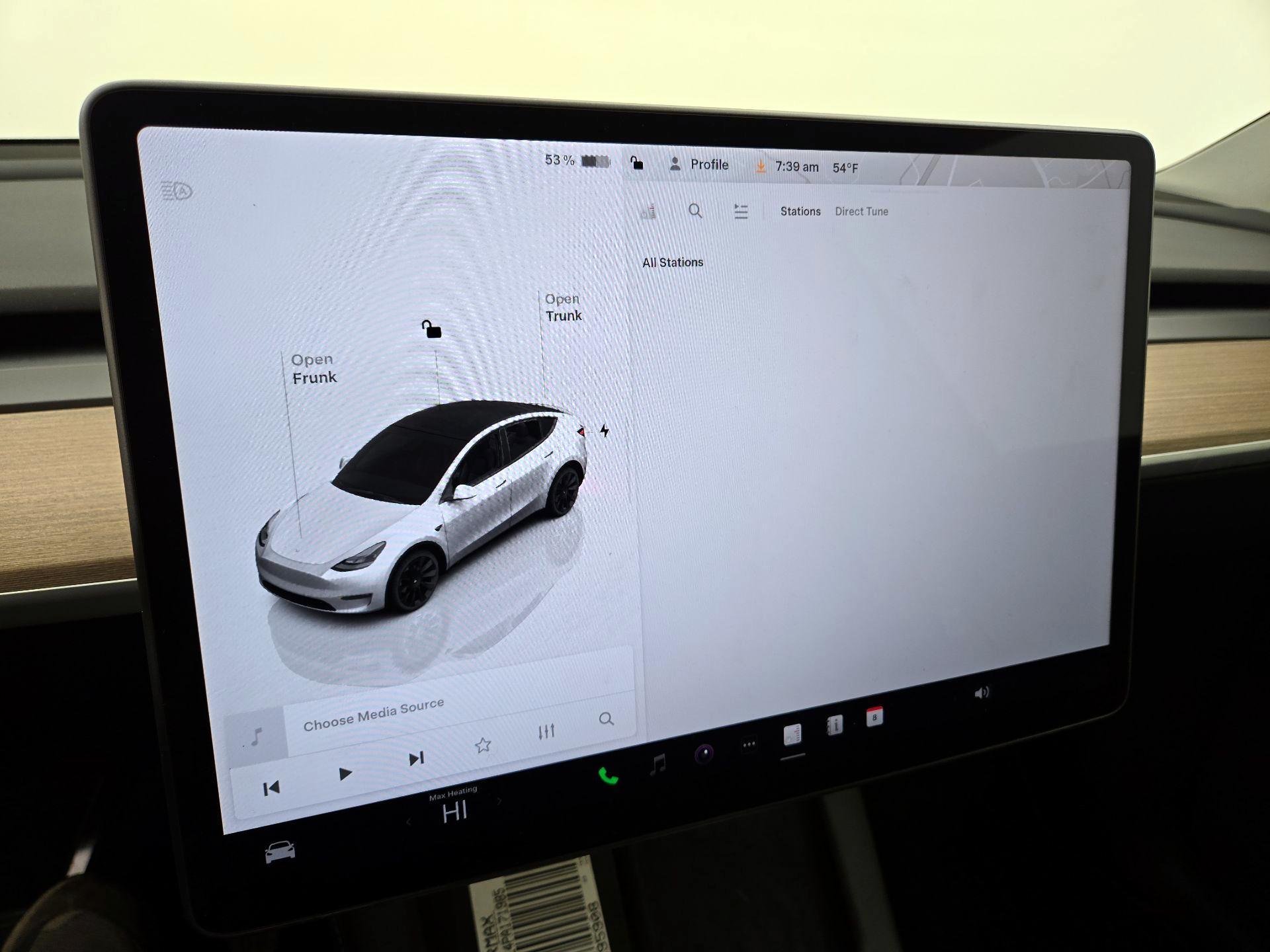 Thumbnail: 2023 Tesla Model Y - 14