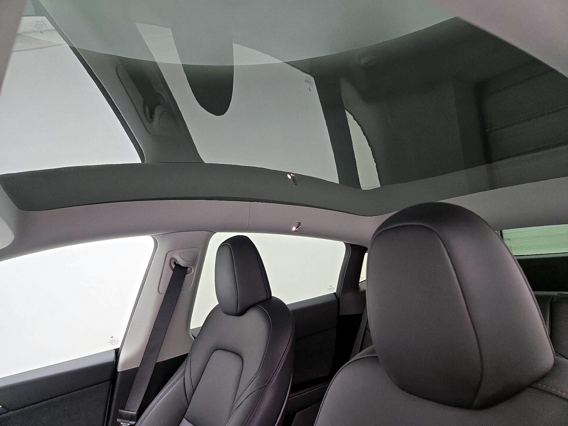 Thumbnail: 2023 Tesla Model Y - 17