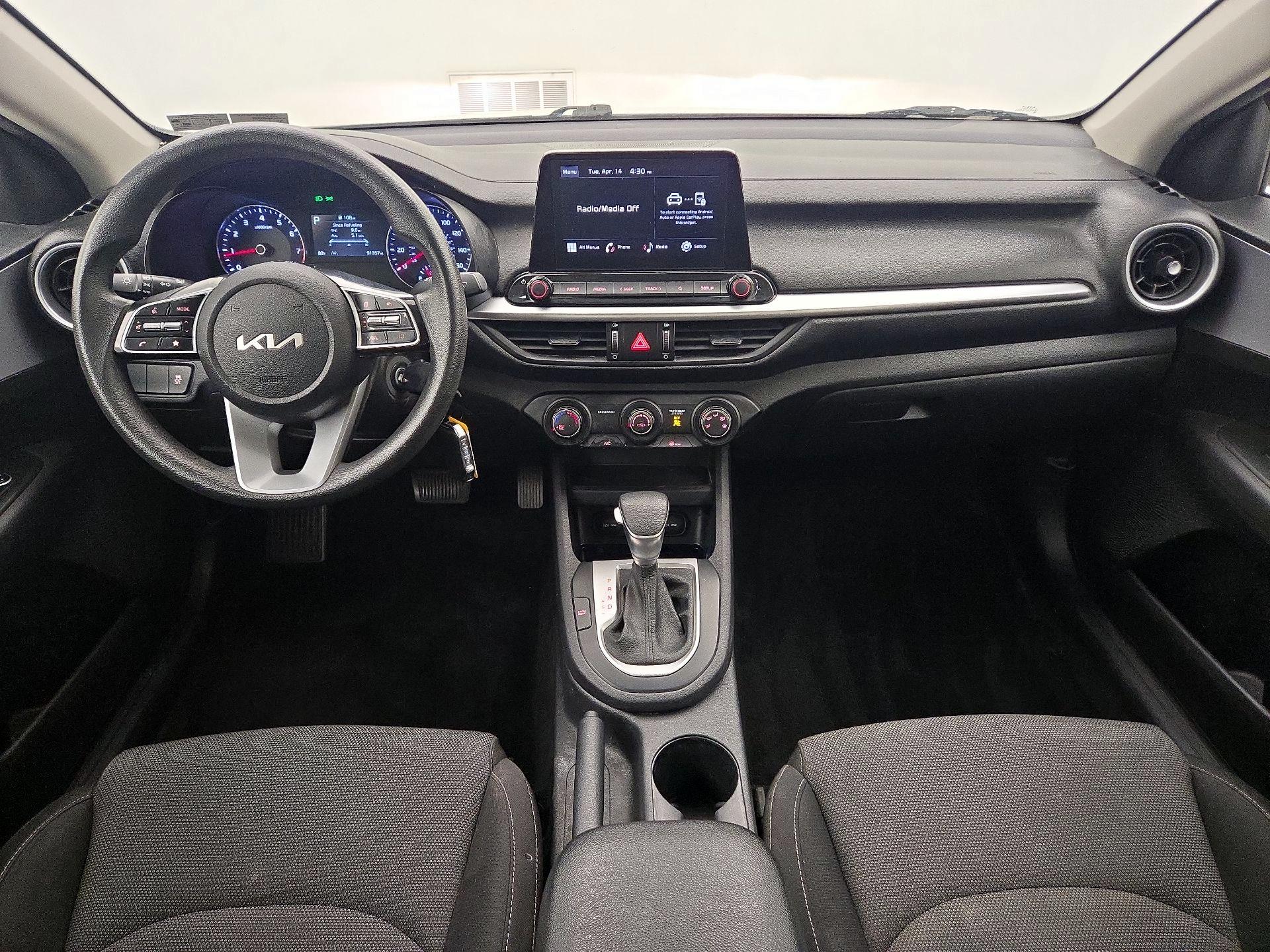 Thumbnail: 2022 Kia Forte - 9