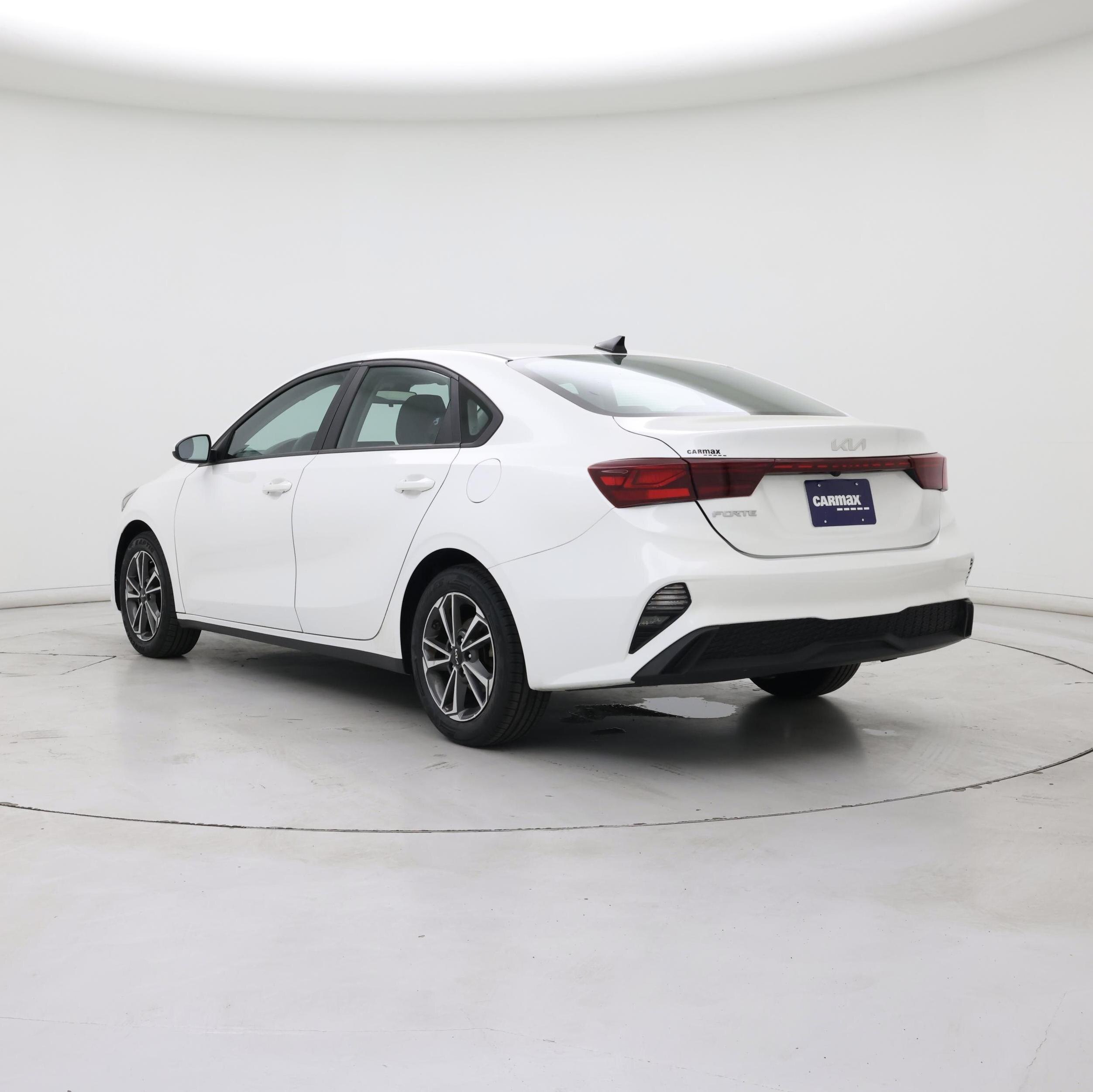 Thumbnail: 2022 Kia Forte - 2
