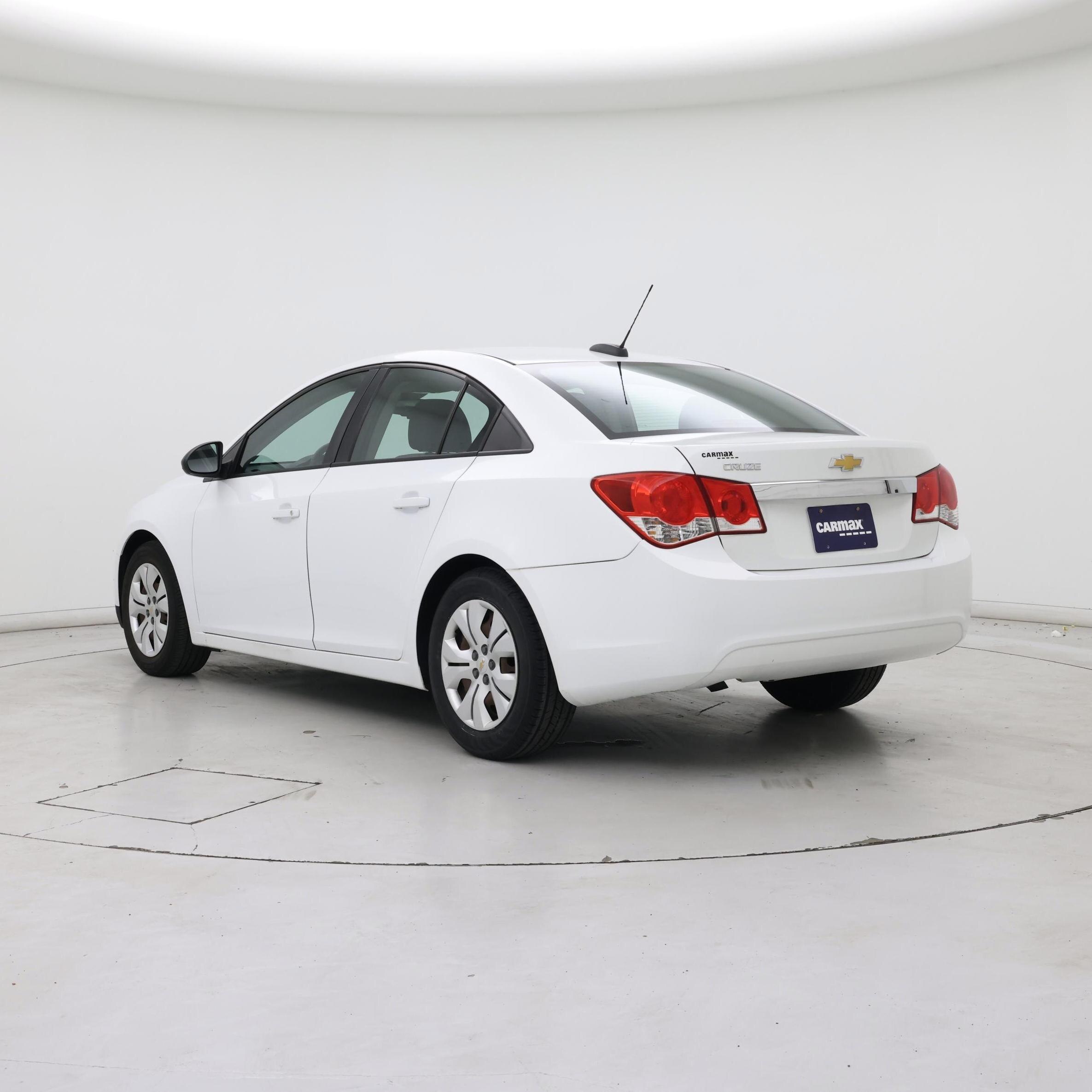 Thumbnail: 2016 Chevrolet Cruze - 2