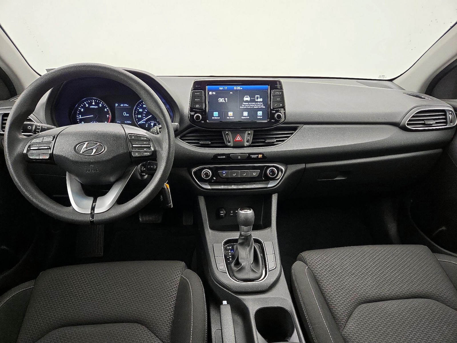 2019 Hyundai Elantra GT GT - Photo 10