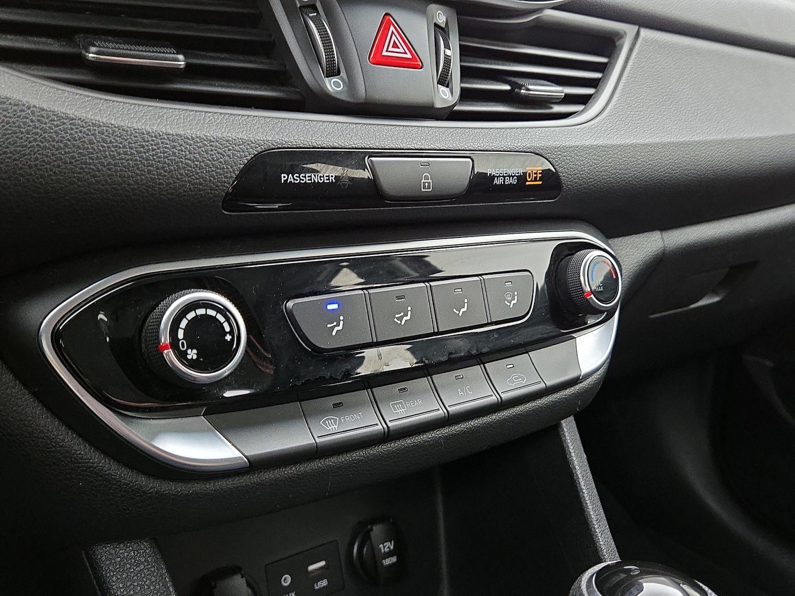 2019 Hyundai Elantra GT GT - Photo 17