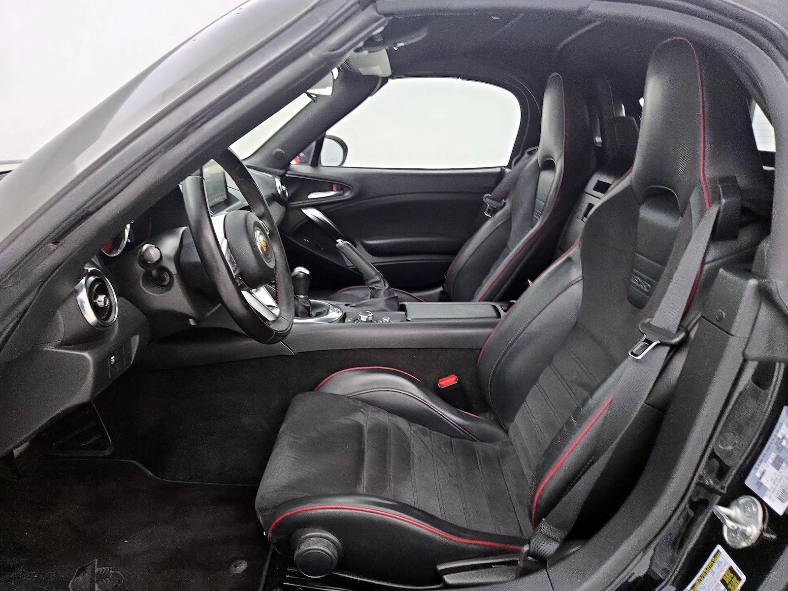 2019 FIAT 124 Spider Abarth - Photo 12