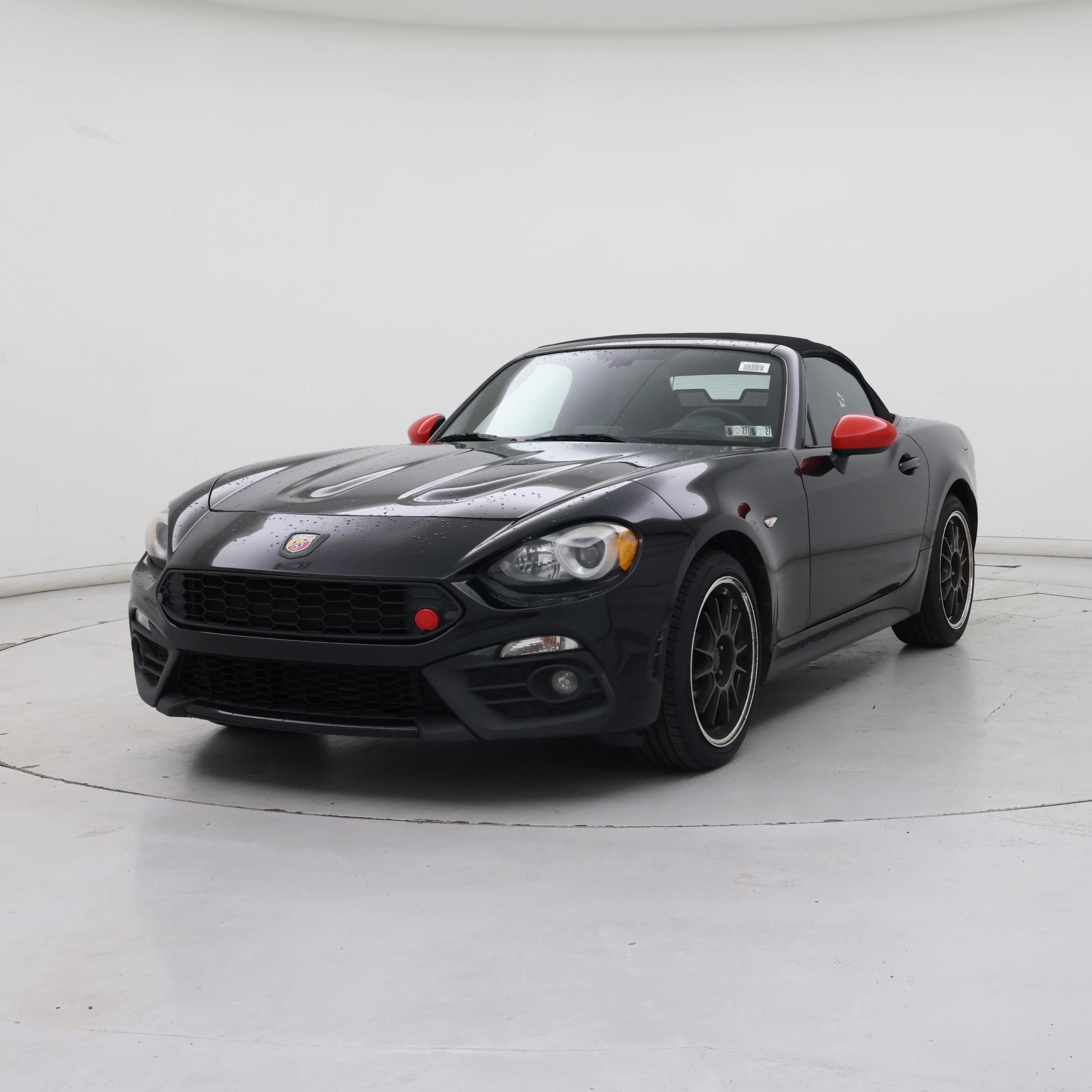Thumbnail: 2019 Fiat 124 Spider - 4