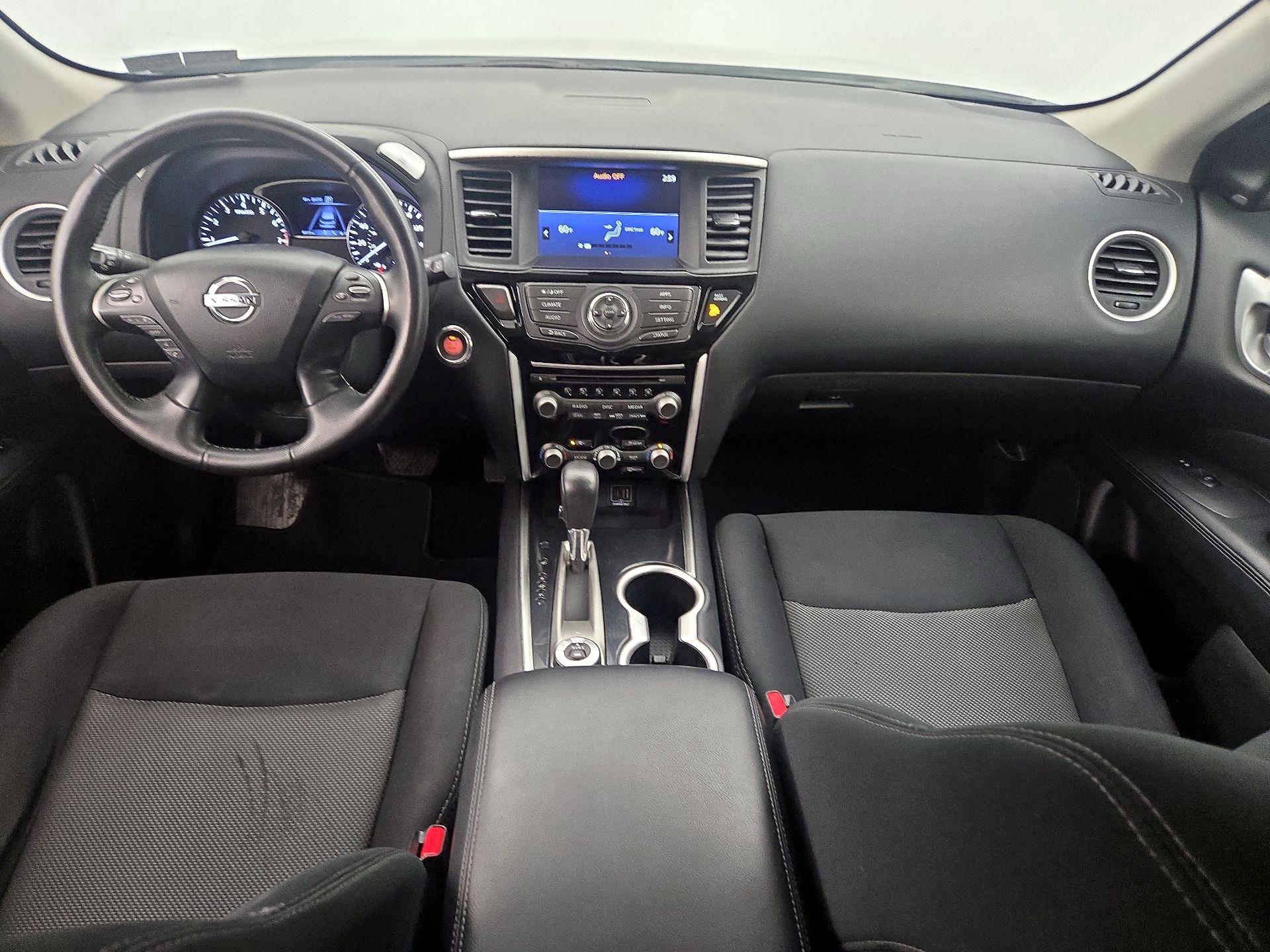 Thumbnail: 2019 Nissan Pathfinder - 9