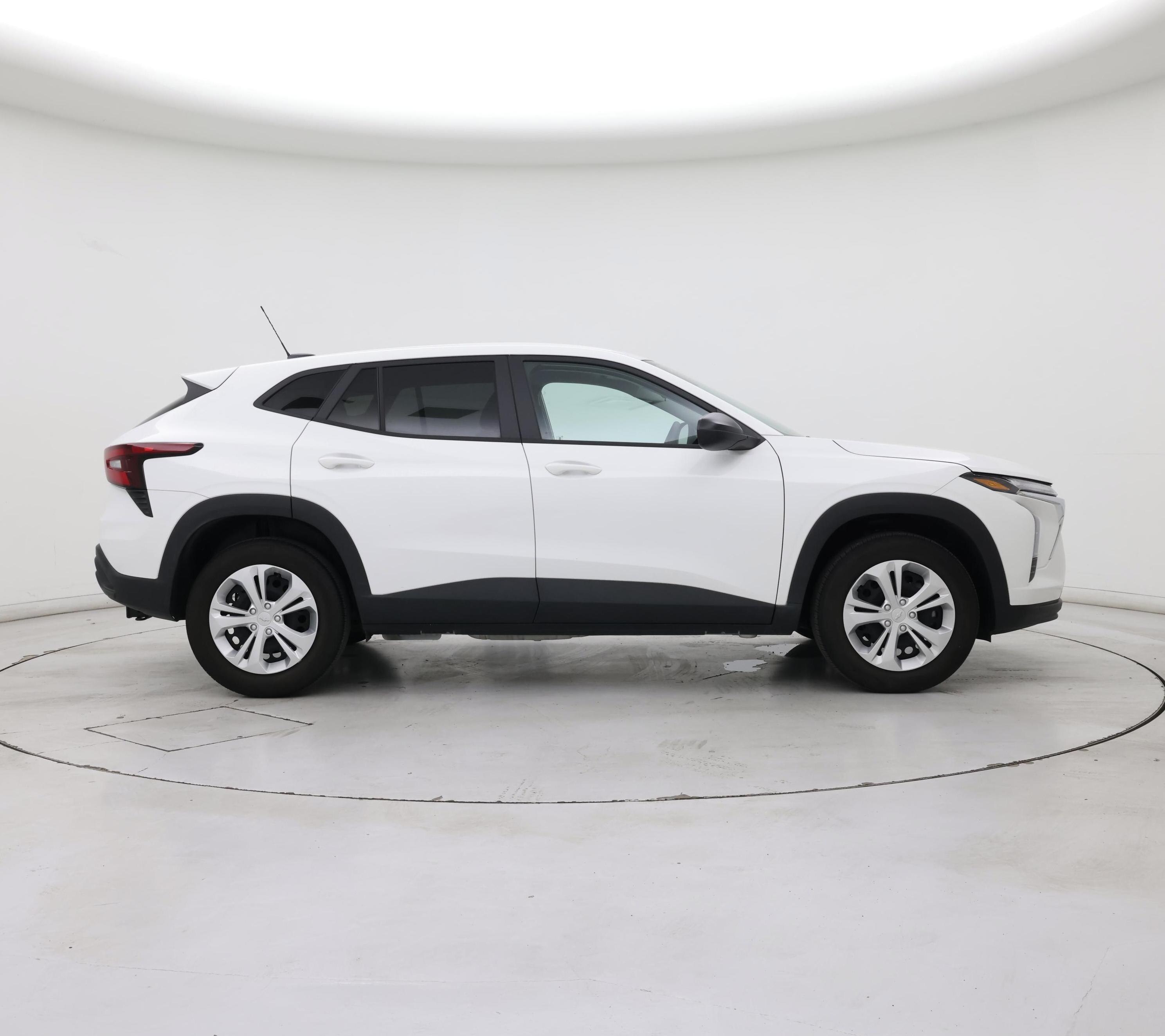 Thumbnail: 2025 Chevrolet Trax - 7