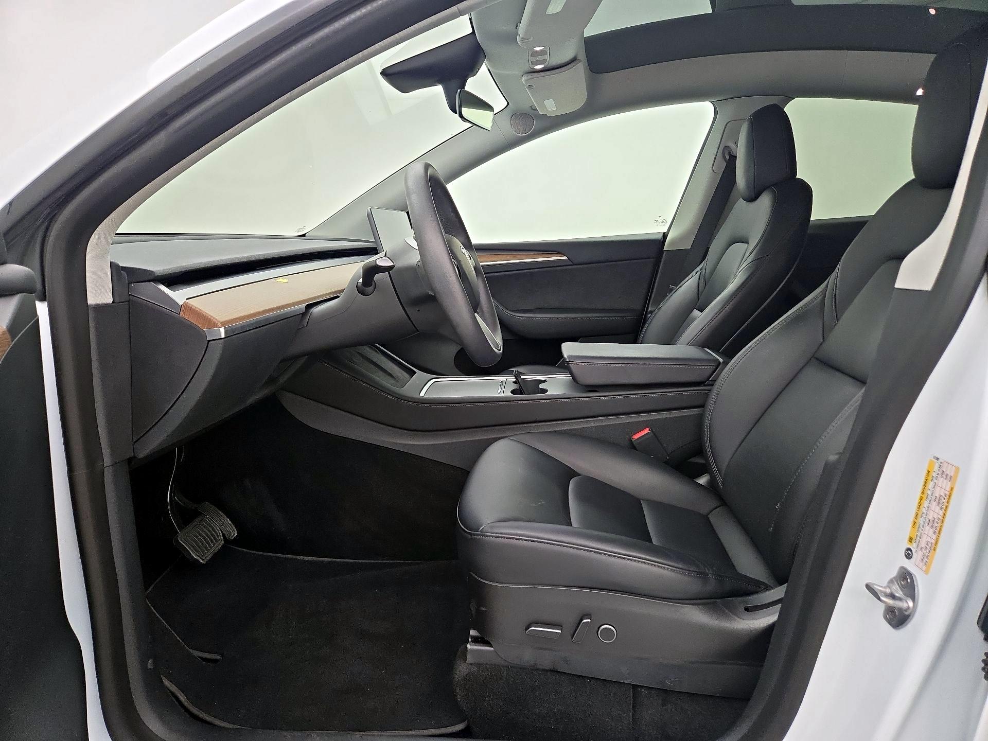 Thumbnail: 2023 Tesla Model Y - 11